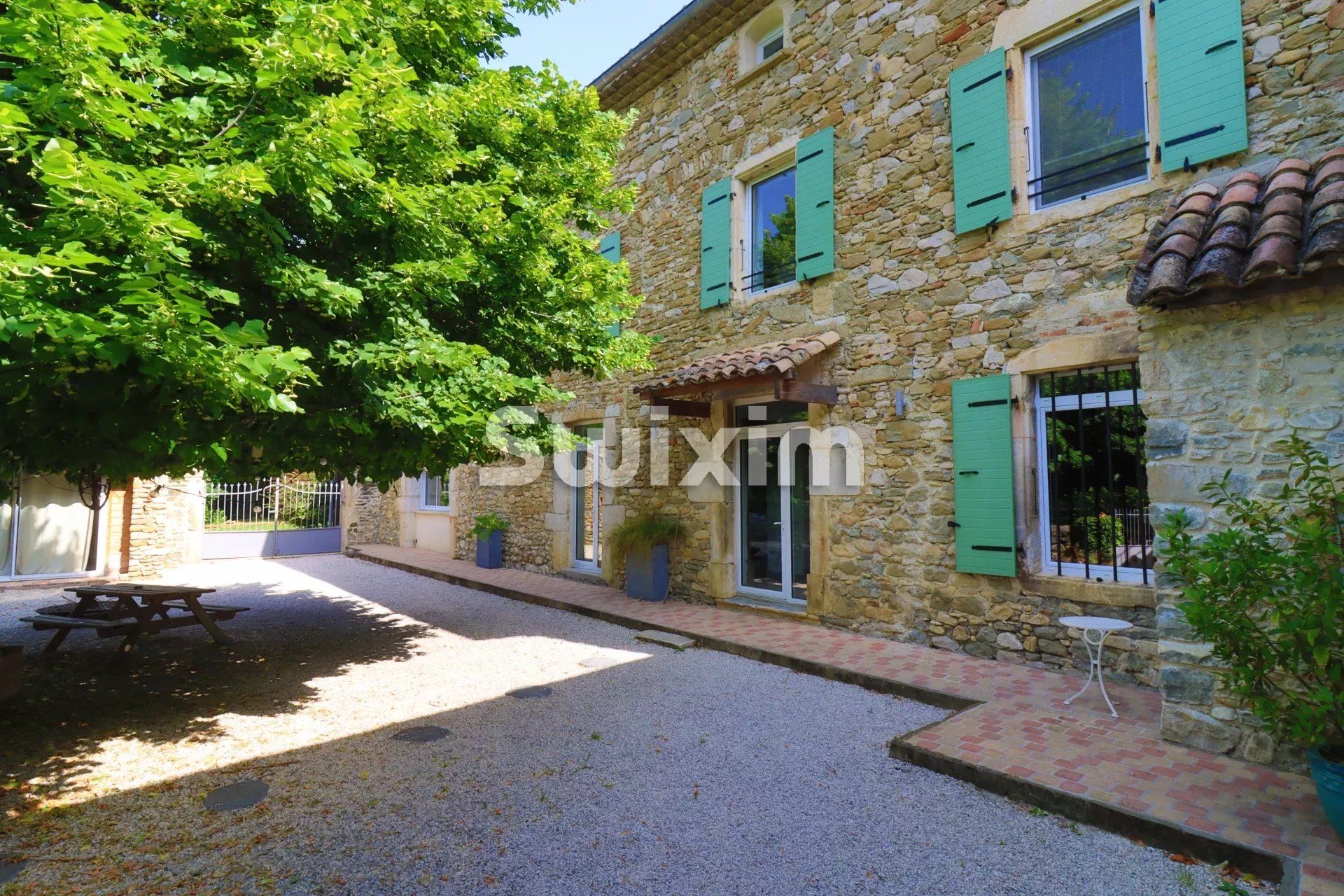 property 24 Rooms for sale on Pont-de-Barret (26160)