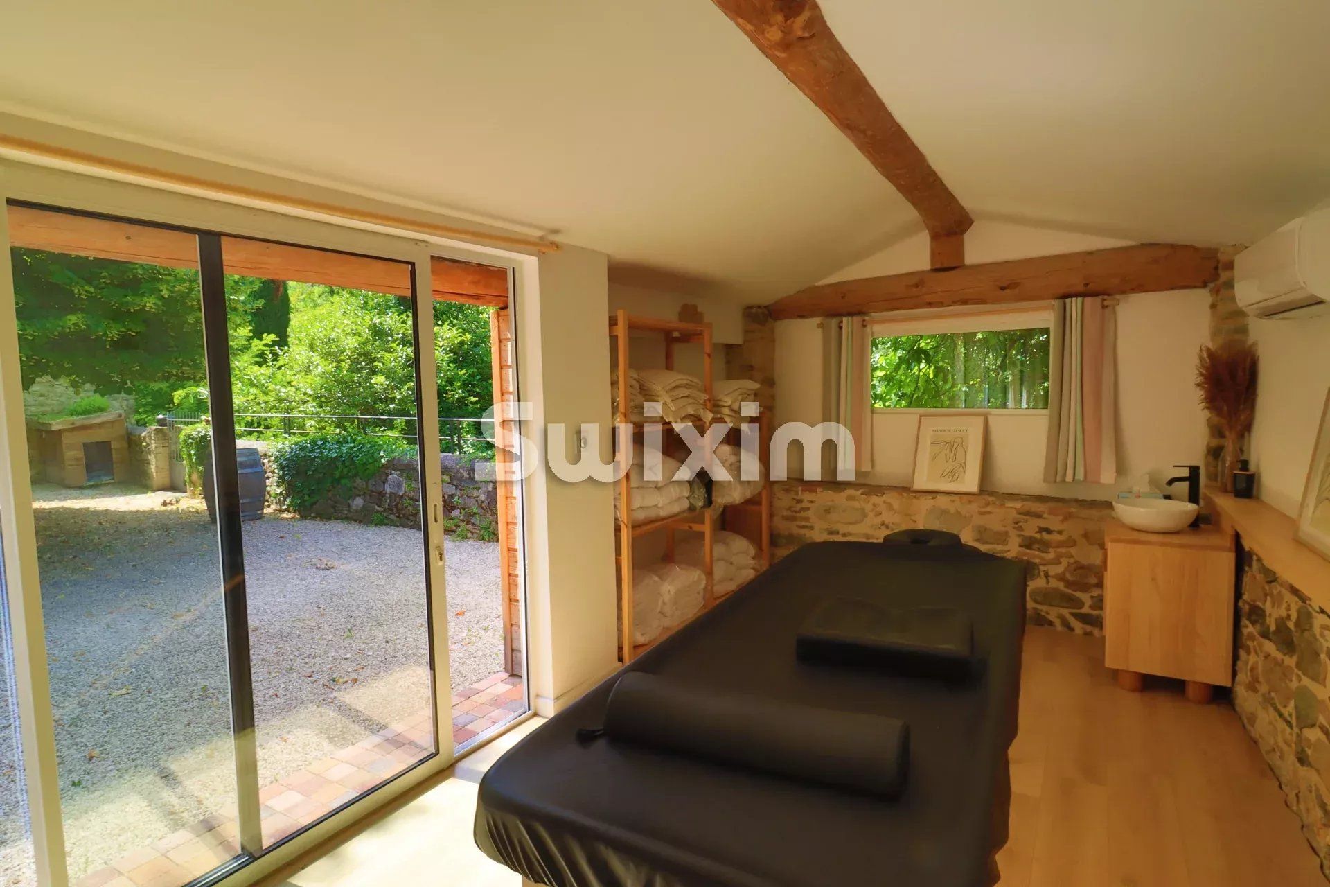 property 24 Rooms for sale on Pont-de-Barret (26160)