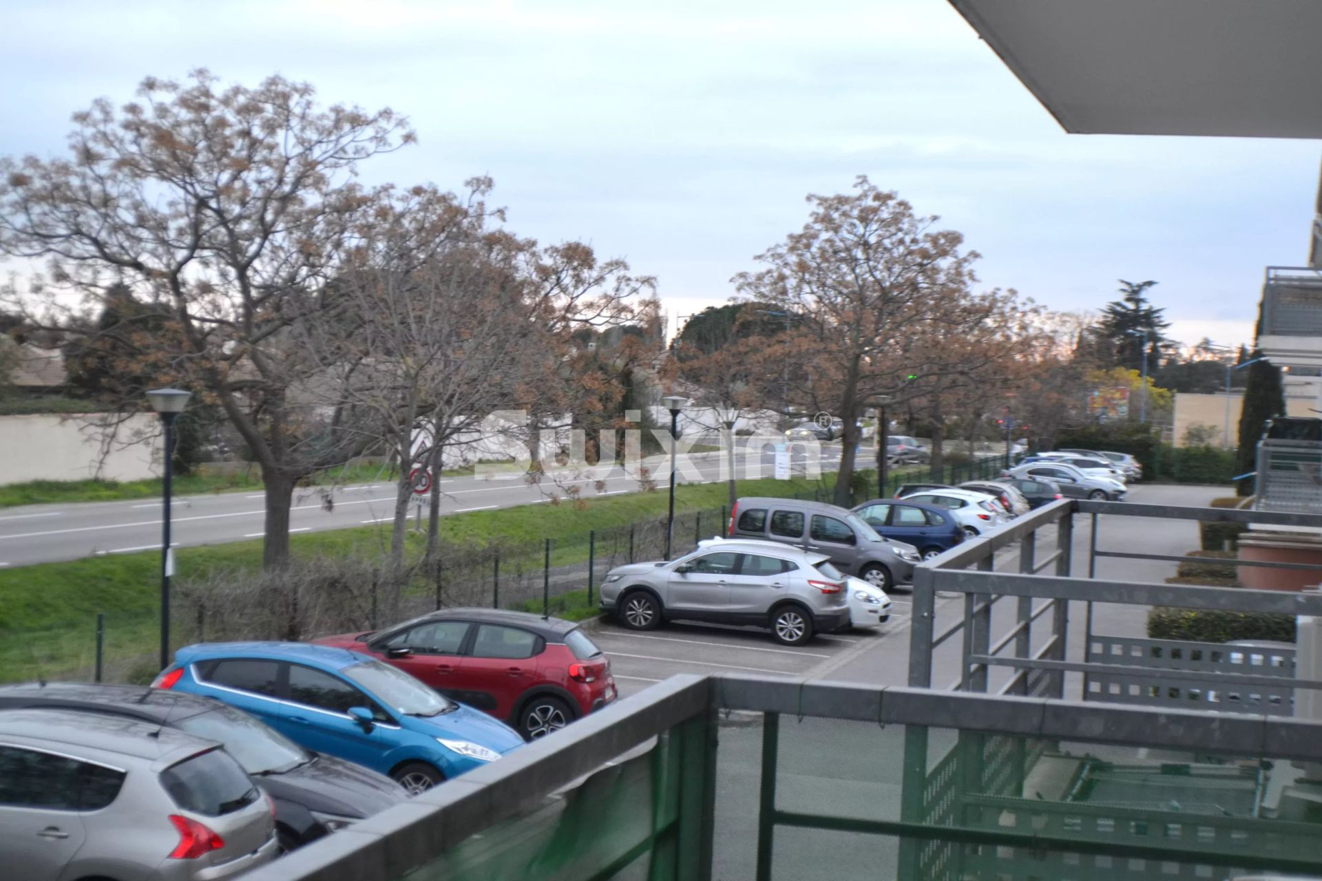 apartment 2 Rooms for sale on Saint-Gilles (30800)