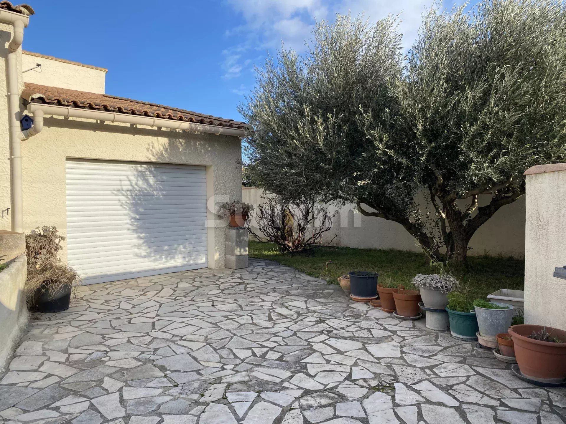 casa 6 Salas en venta en Milhaud (30540)