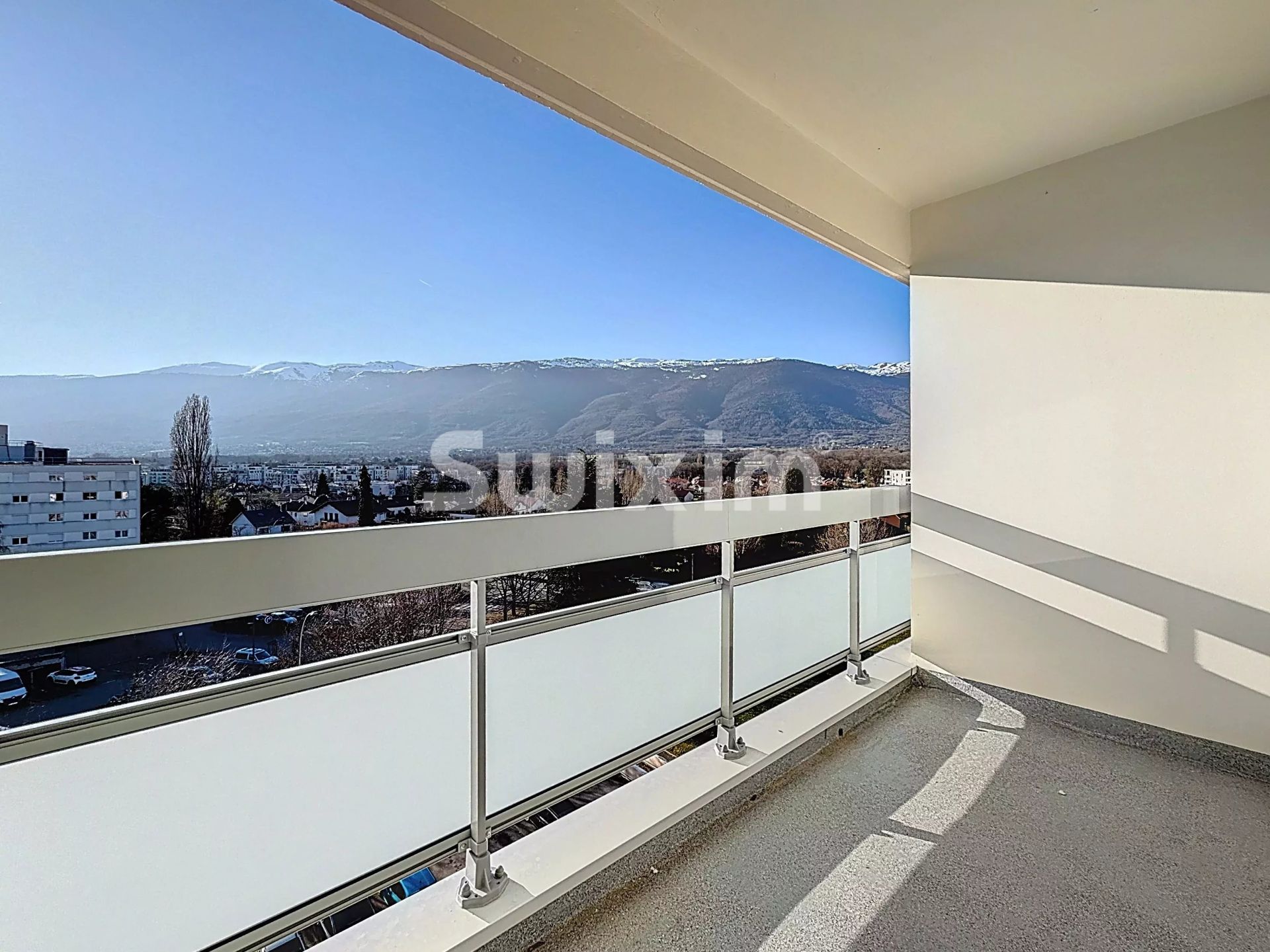apartamento 3 Salas en venta en Saint-Genis-Pouilly (01630)