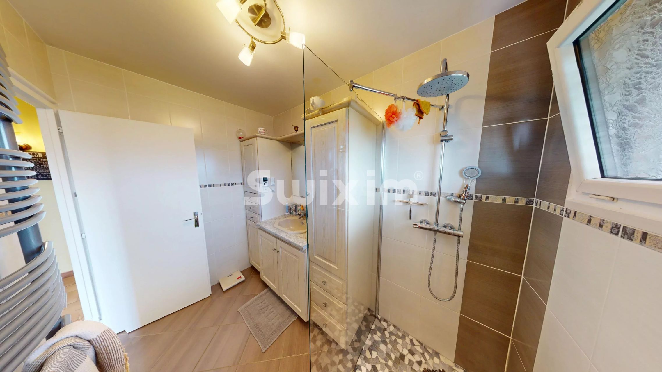 house 4 Rooms for sale on Frangy (74270)