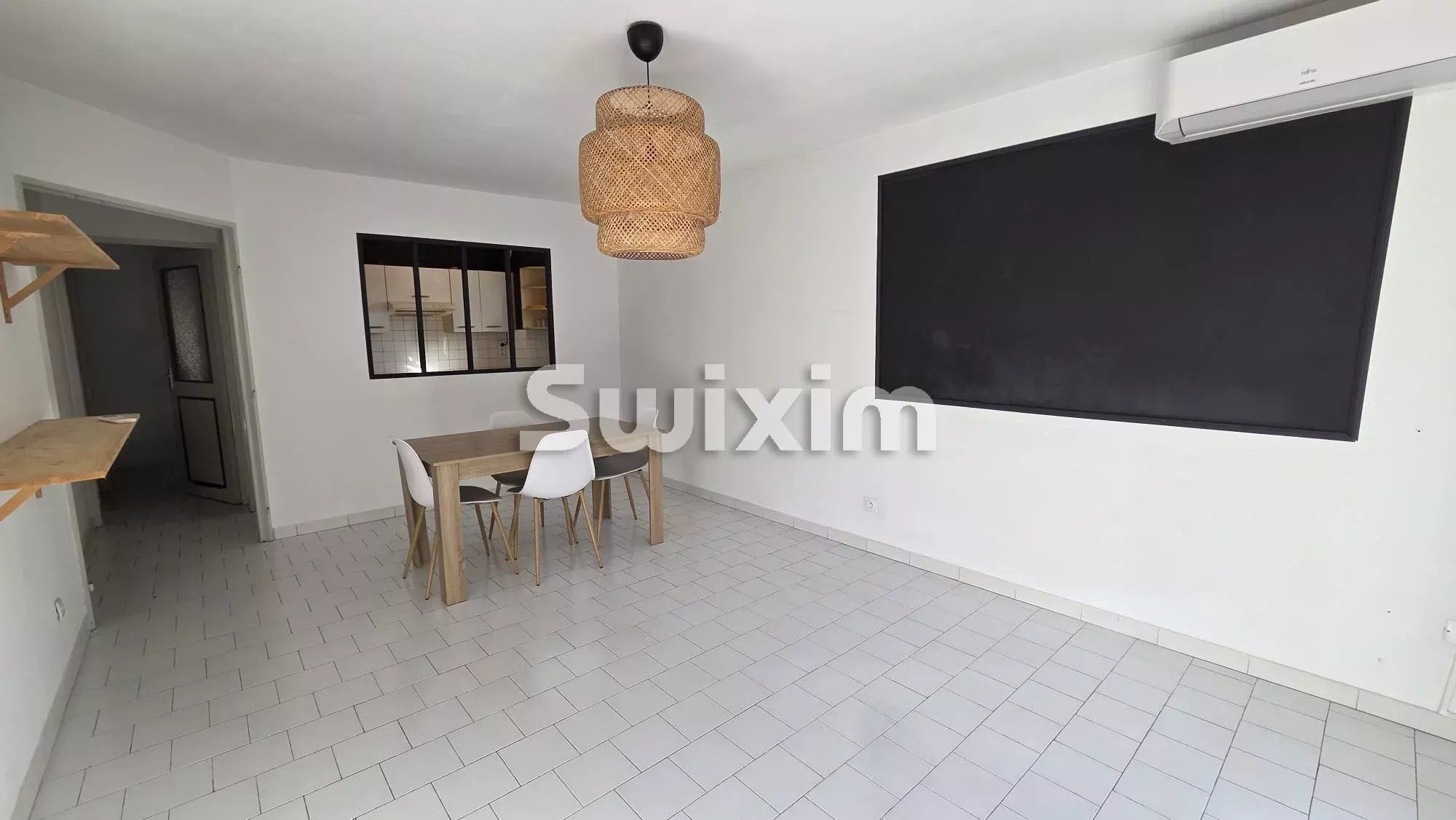 appartement 2 Zimmer zur miete auf Orange (84100)