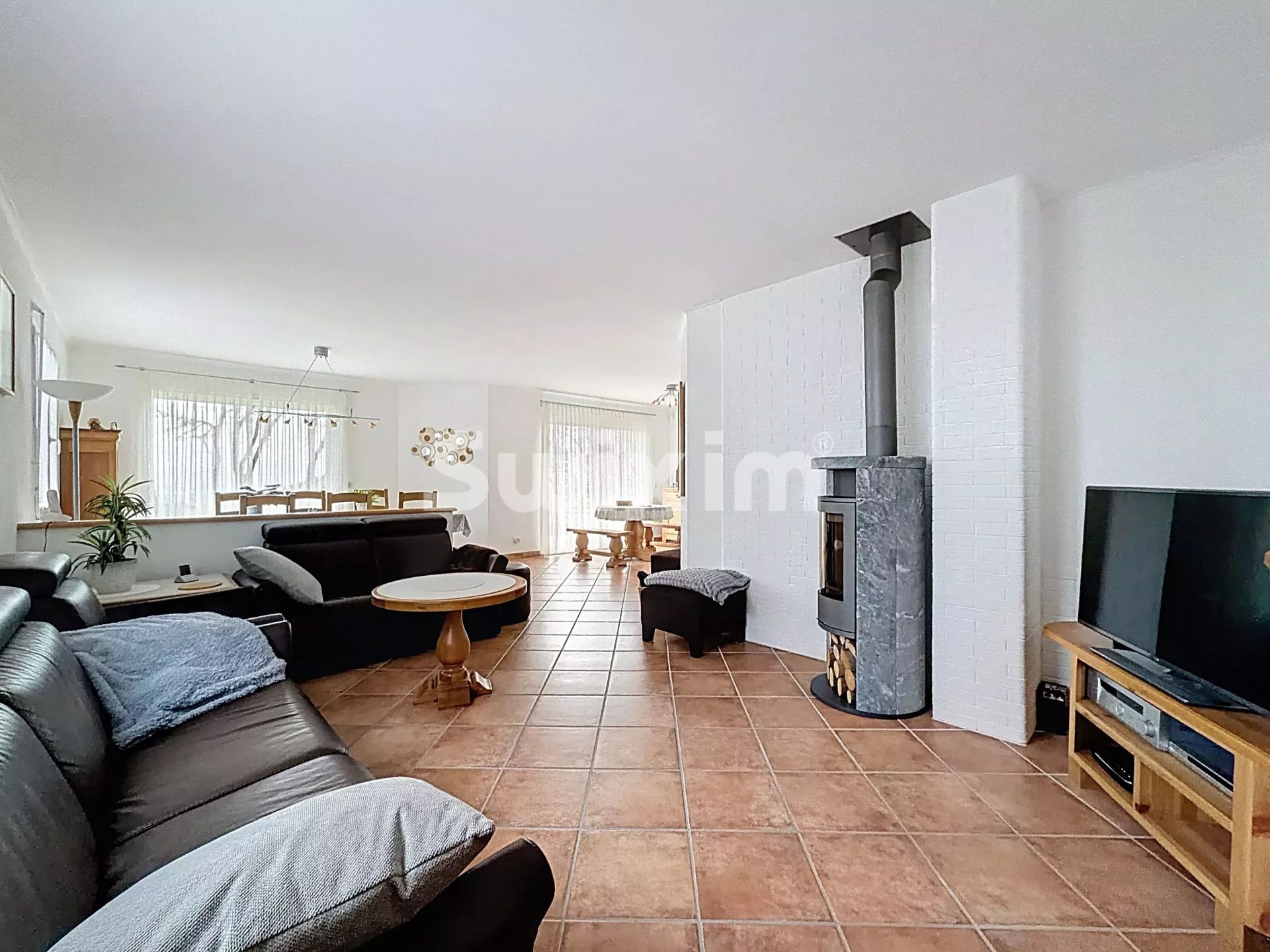 casa 7 Salas en venta en Grilly (01220)