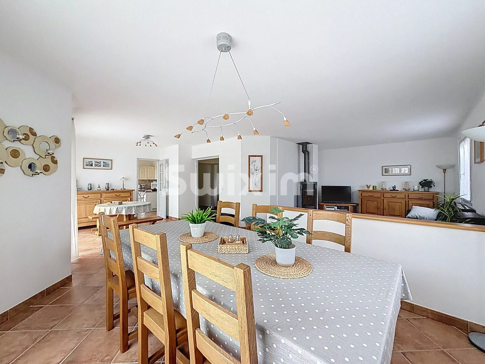 casa 7 Salas en venta en Grilly (01220)