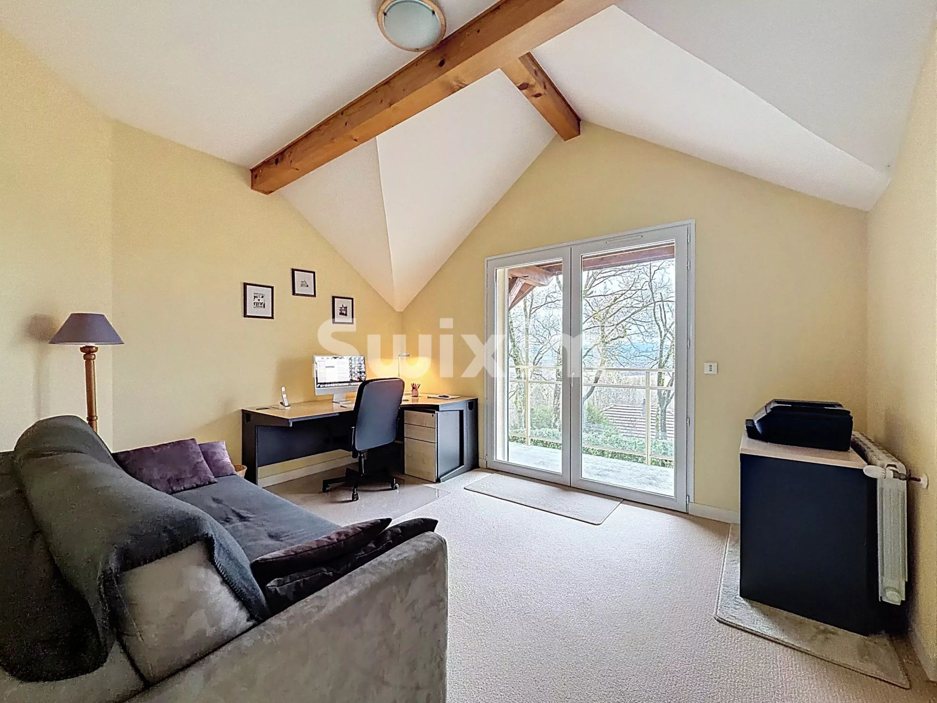 casa 7 Quartos para venda sobre Grilly (01220)