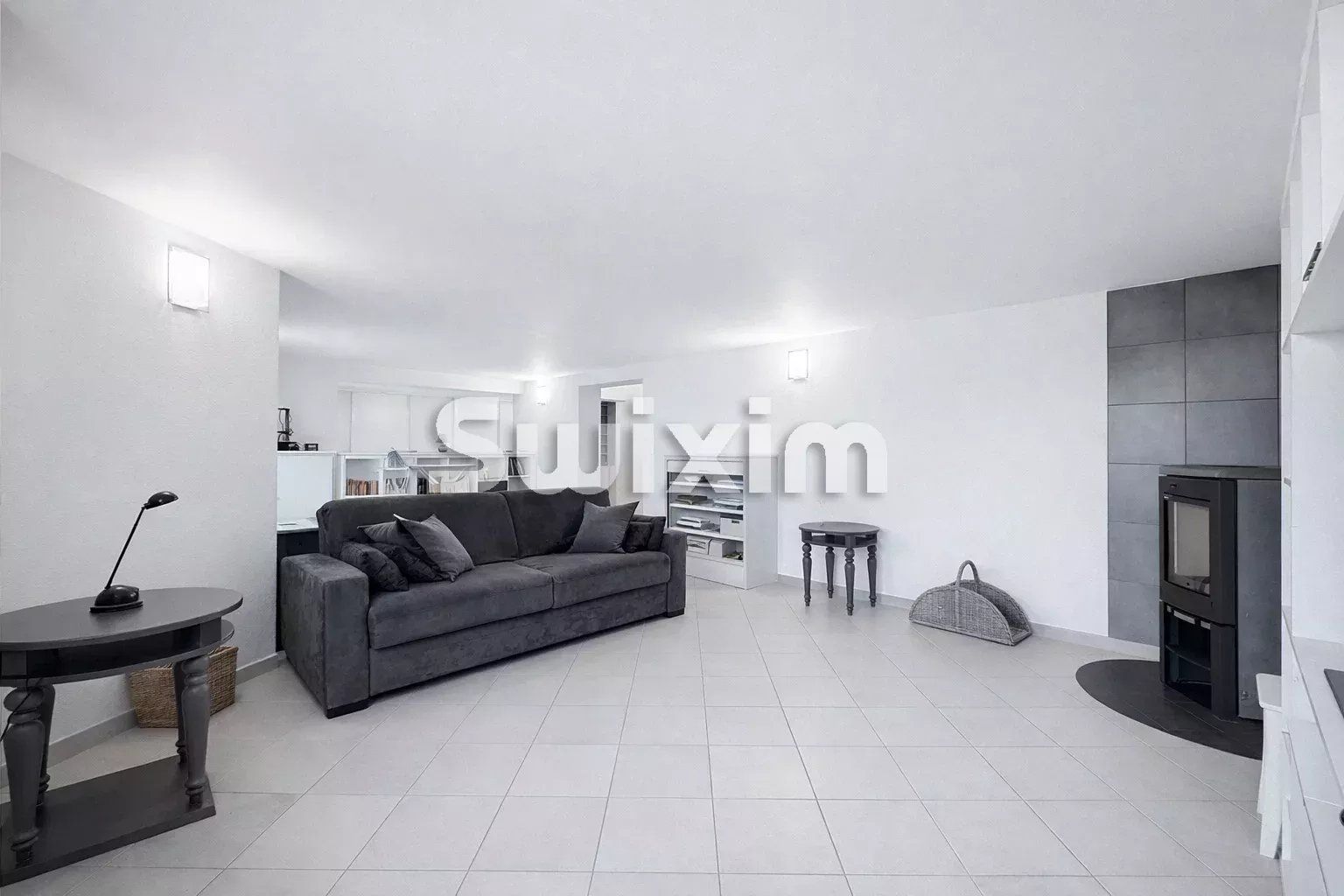 casa 7 Camere in vendita su Grilly (01220)