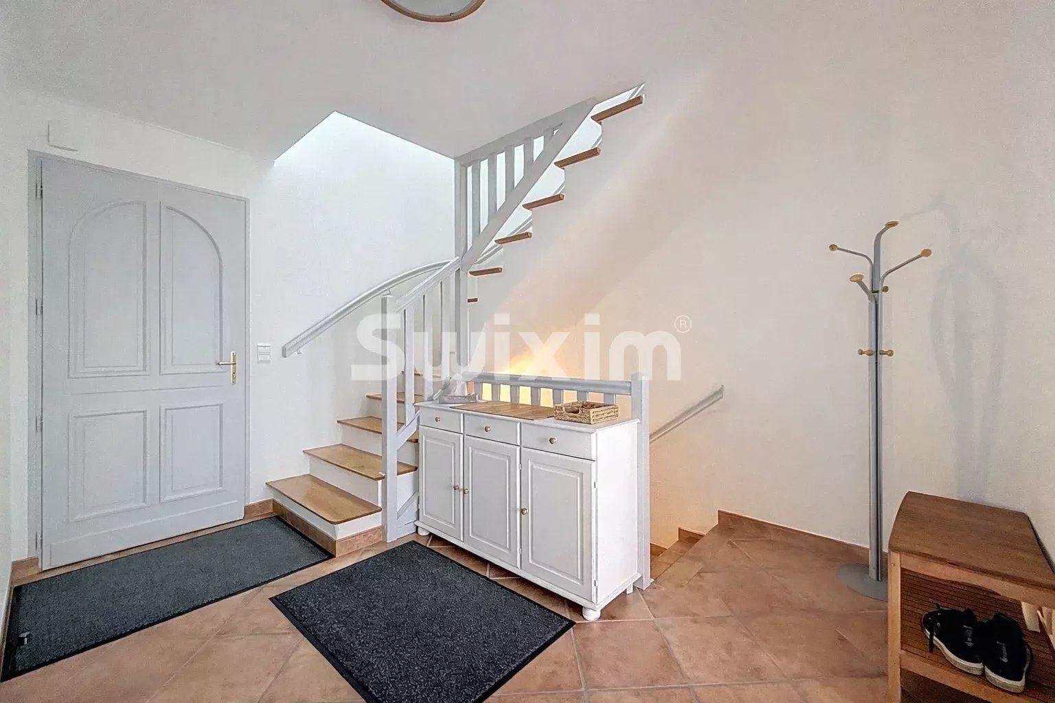 casa 7 Salas en venta en Grilly (01220)