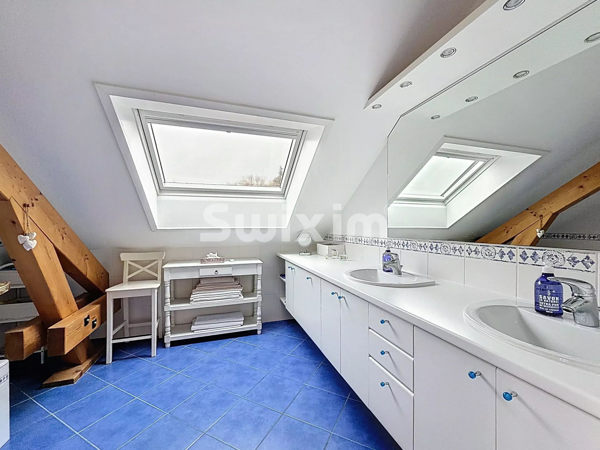 casa 7 Salas en venta en Grilly (01220)
