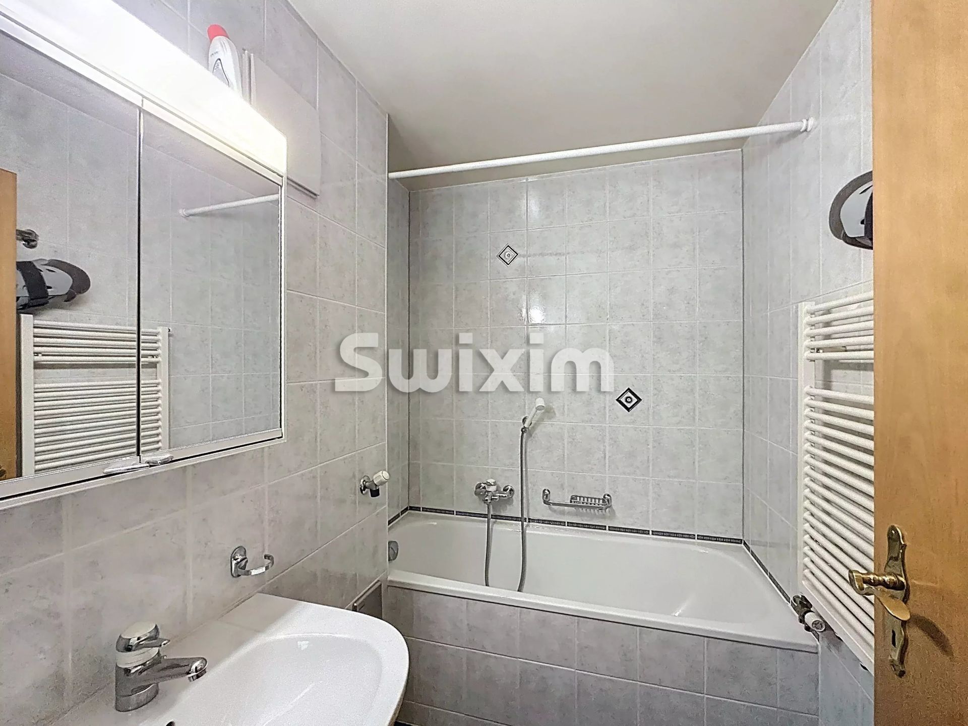 apartment 6 Rooms for sale on Choulex (1244)