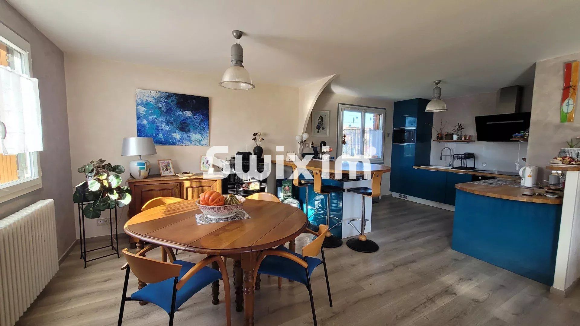 casa 6 Quartos para venda sobre Lons-le-Saunier (39000)