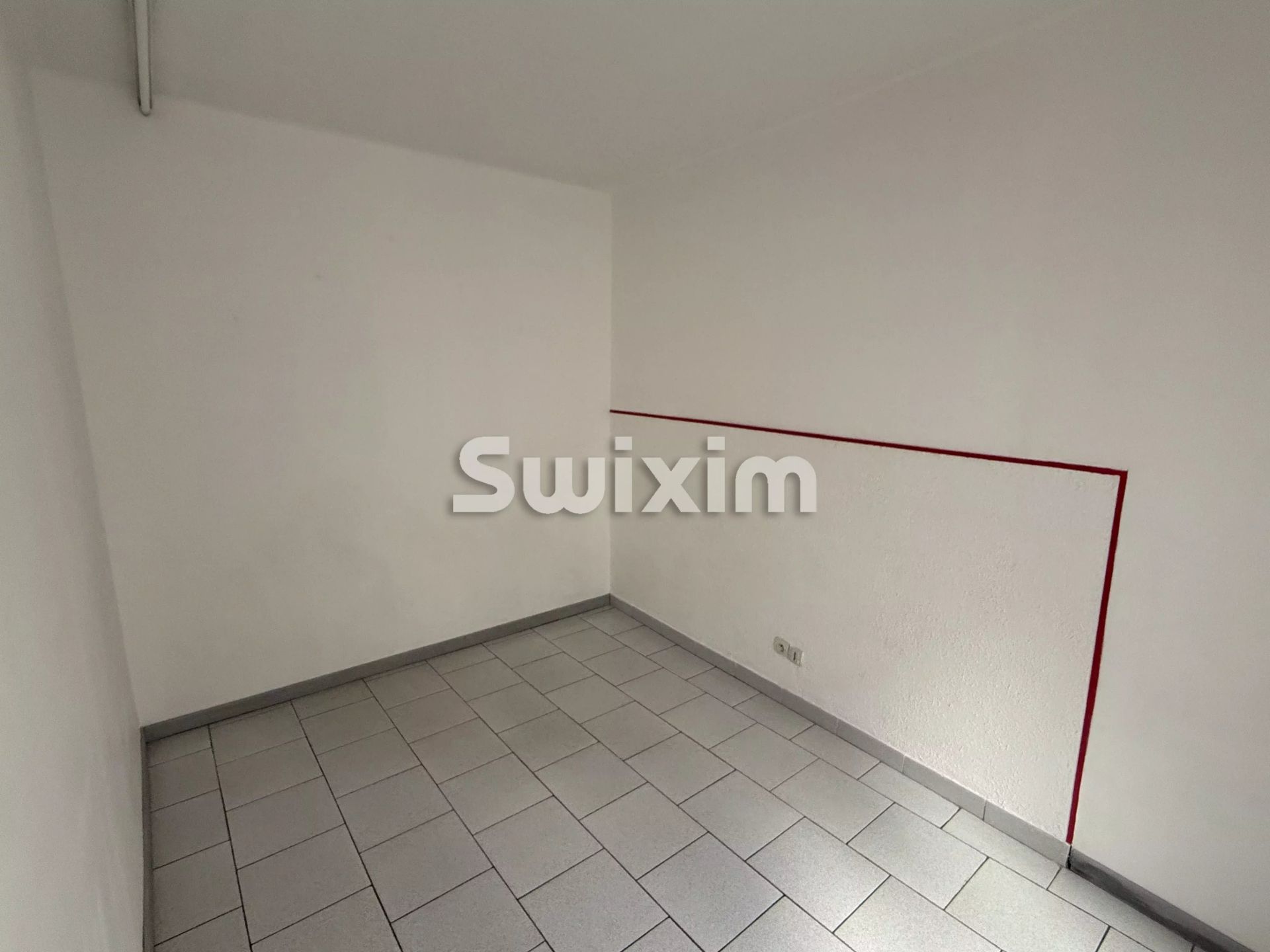 gesch&auml;ft 1 raum zur miete auf Orange (84100)