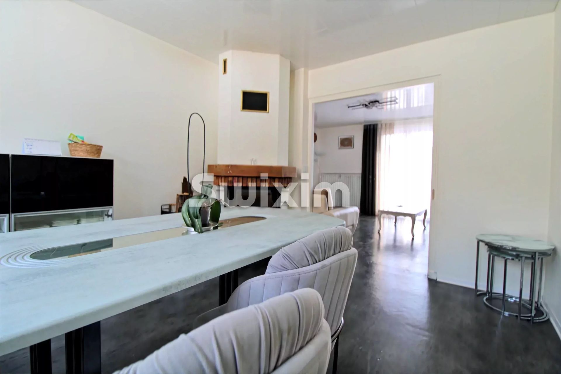 house 7 Rooms for sale on Morbier (39400)