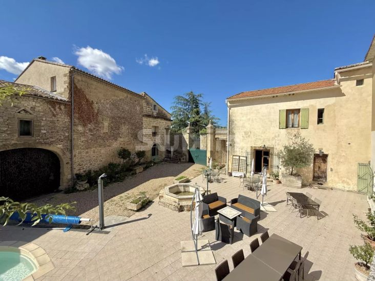 Venda Mas Uzès 17&nbsp;Quartos 510&nbsp;m²