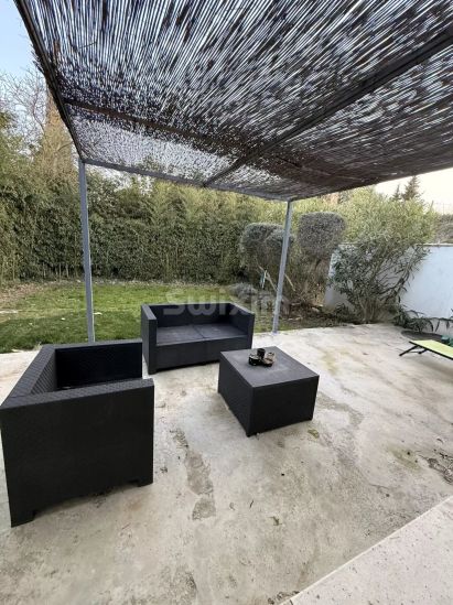 Vermietung Haus Lirac 3&nbsp;Zimmer 76&nbsp;m²