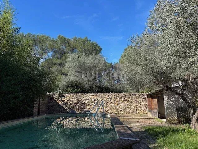 maison 7 Pièces en vente sur Nîmes (30000)