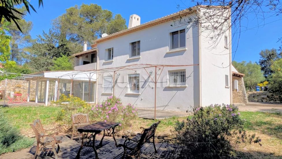Vendita Casa Nîmes 7&nbsp;Camere 221&nbsp;m²