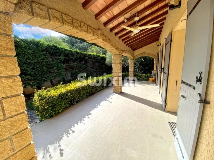 Venta Casa Bagnols-sur-Cèze 5&nbsp;Salas 136&nbsp;m²