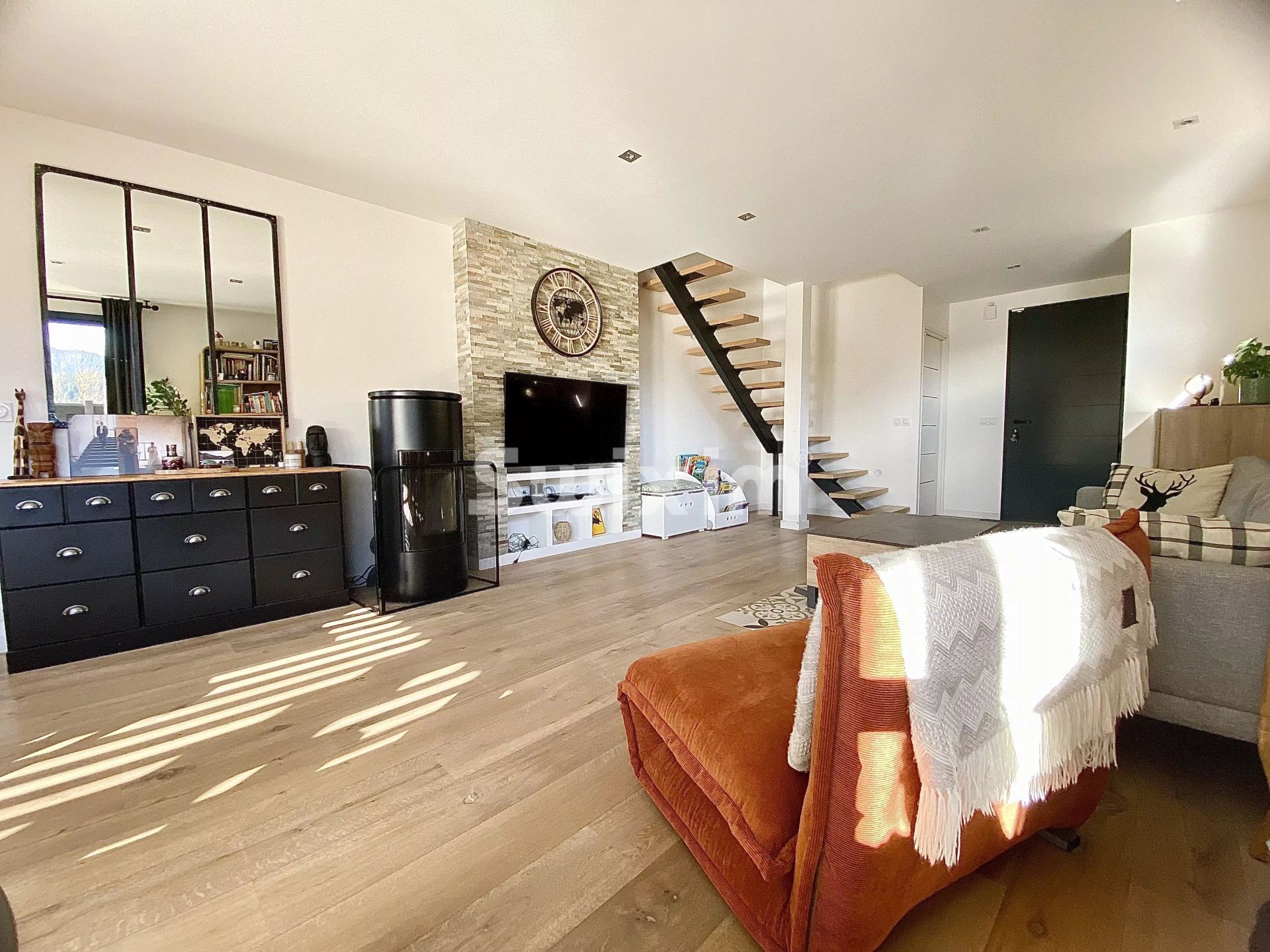 maison 5 Pièces en vente sur Thorens-Glières (74570)