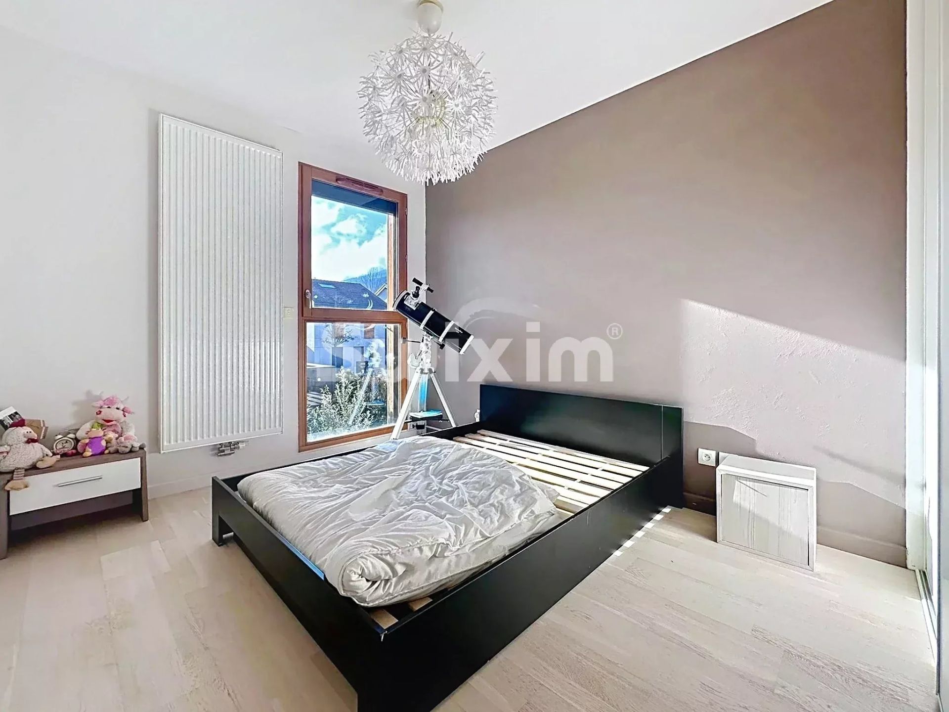 house 5 Rooms for rent on Échenevex (01170)