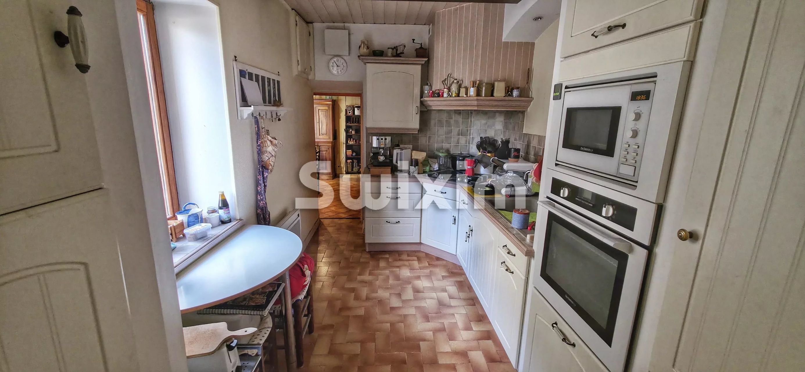 casa 7 Quartos para venda sobre Suze-la-Rousse (26790)