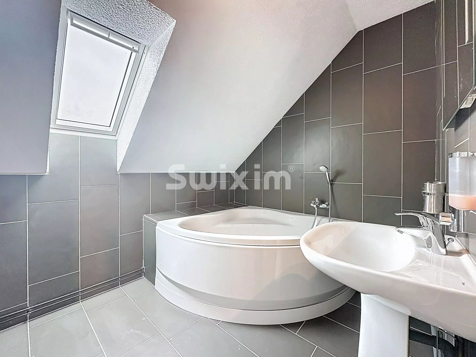 casa 5 Salas en venta en Douvaine (74140)