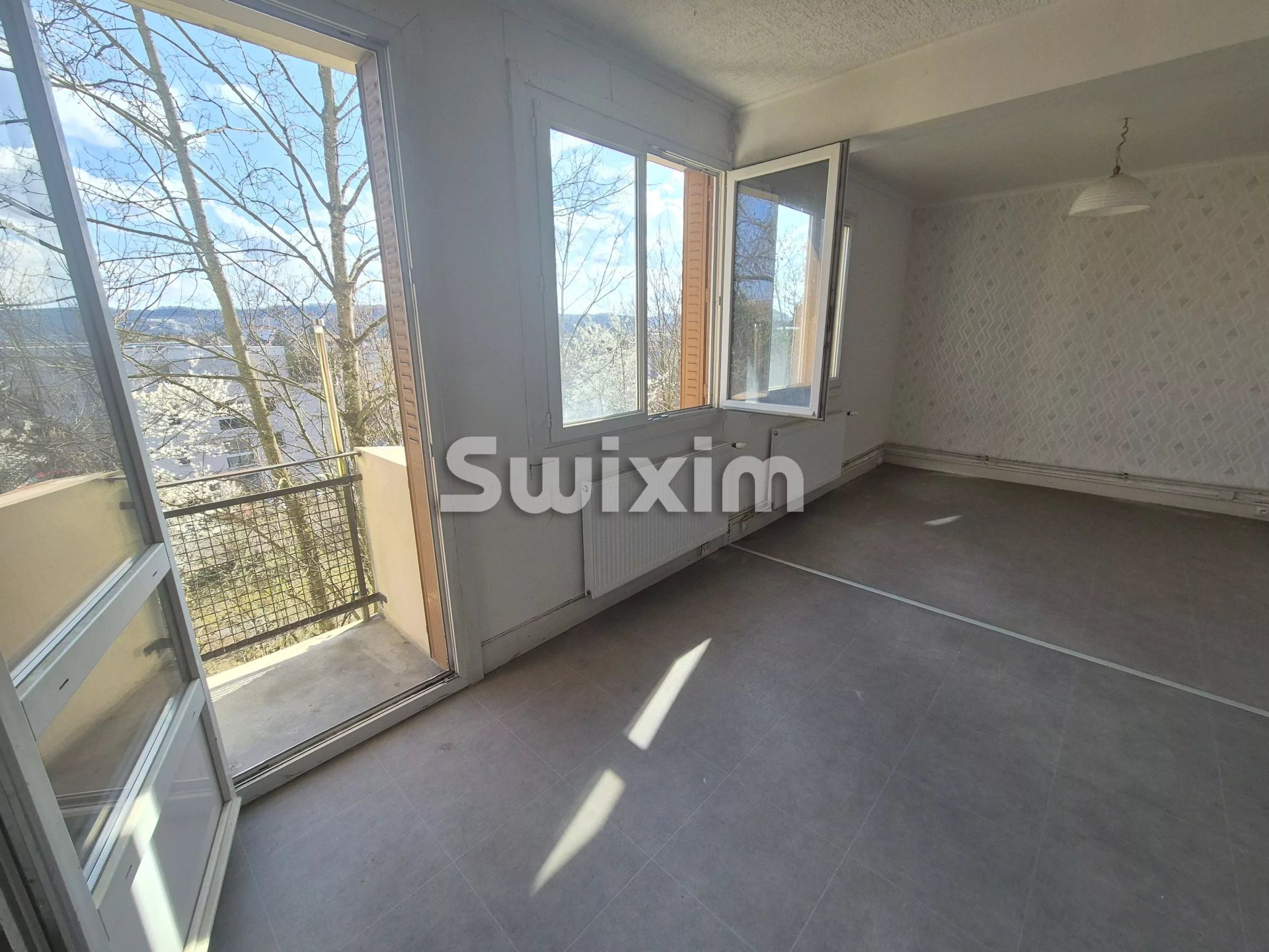 apartamento 4 Quartos para venda sobre Besançon (25000)