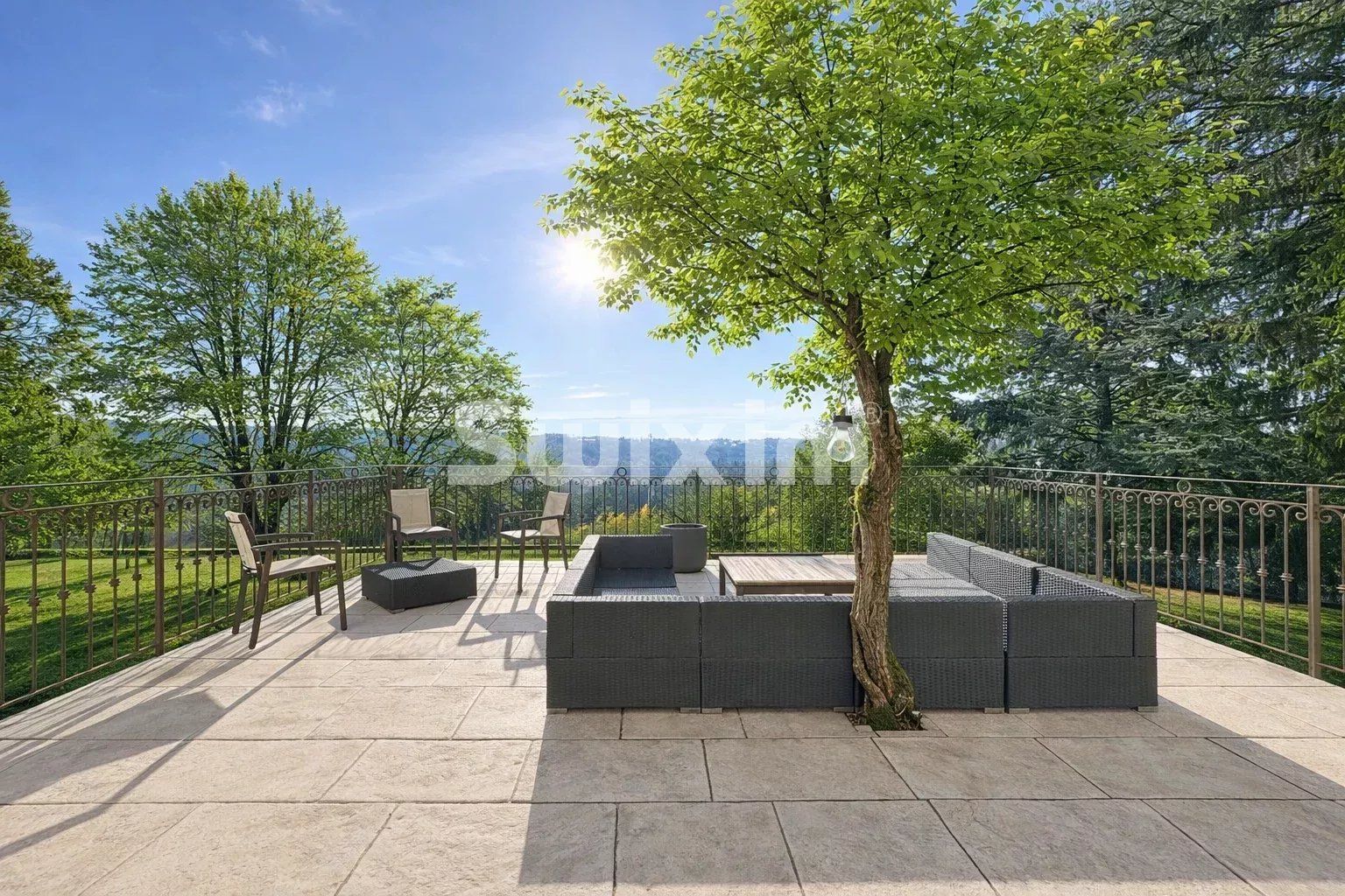 house for sale on Valserhône (01200)