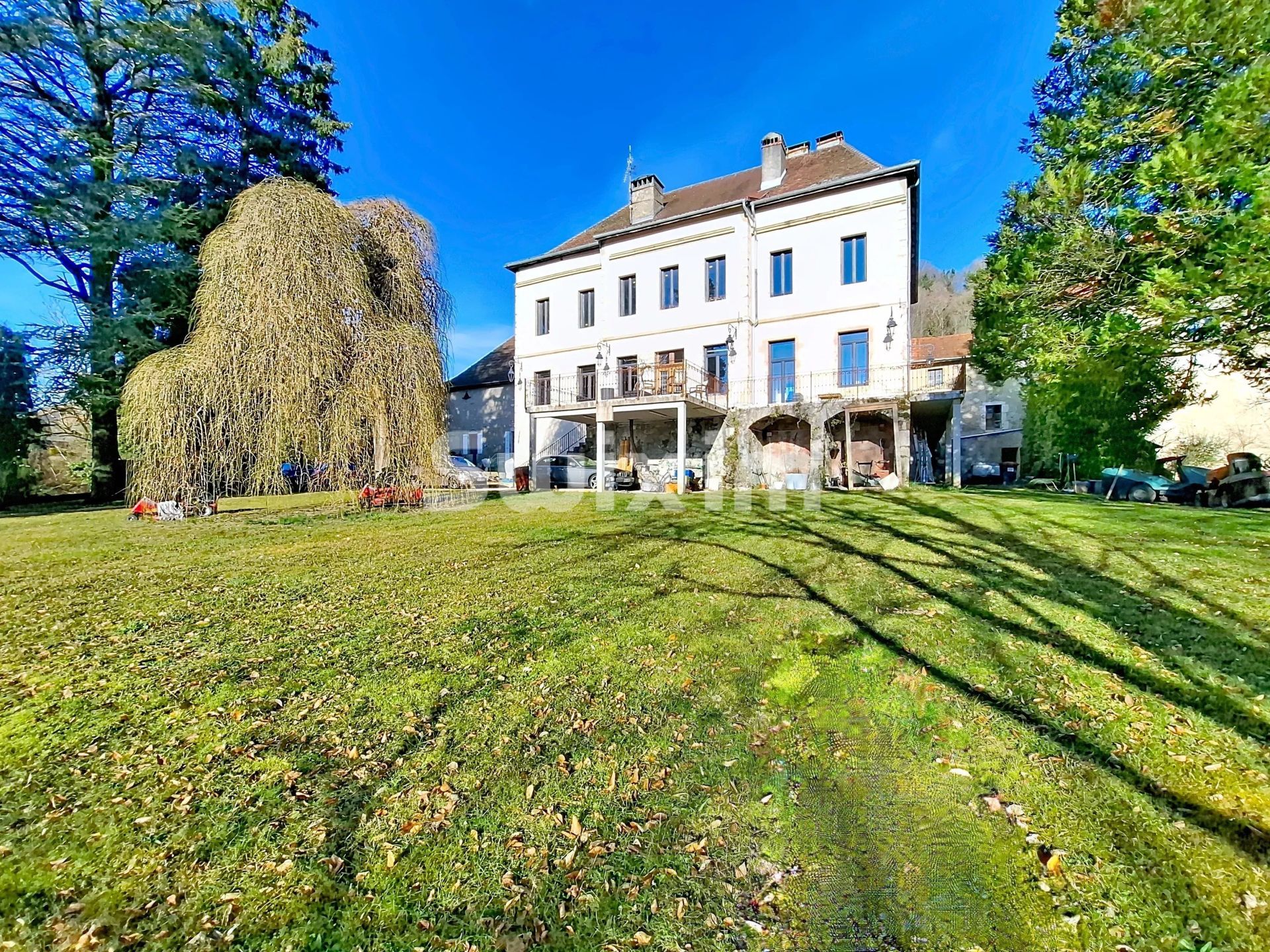 house for sale on Valserhône (01200)