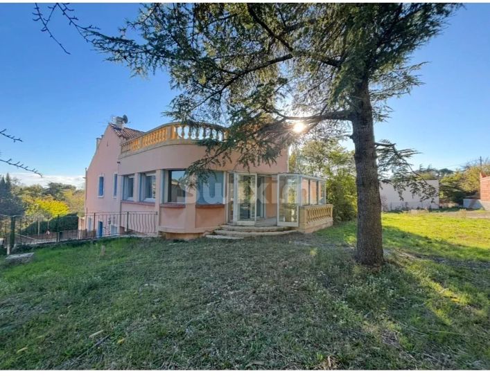 Sale Apartment Nîmes 7&nbsp;Rooms 181&nbsp;m²