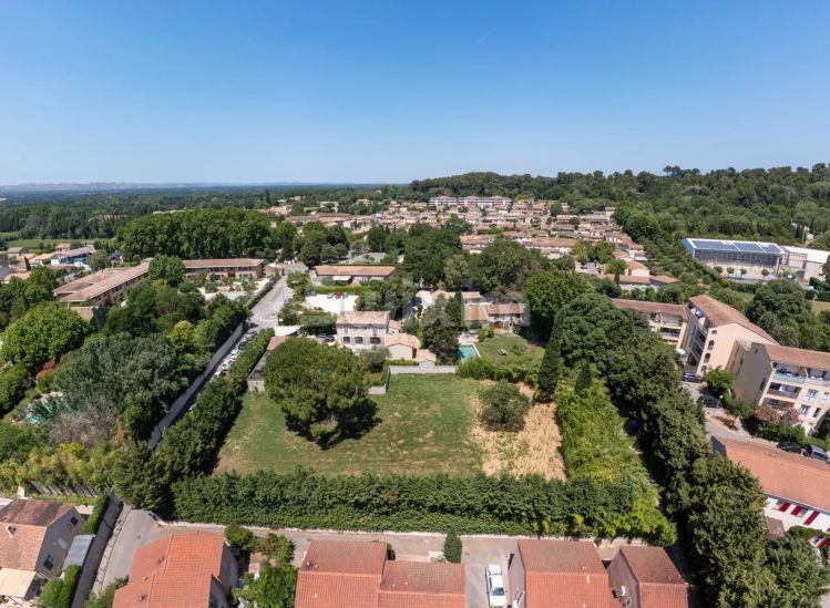 Vente Terrain Saint-Rémy-de-Provence 1200&nbsp;m²