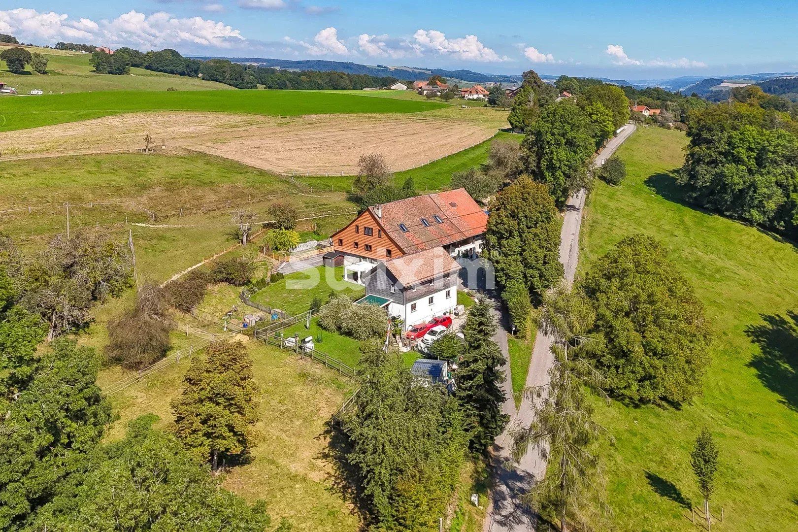 propiedad 12 Salas en venta en Ropraz (1088)