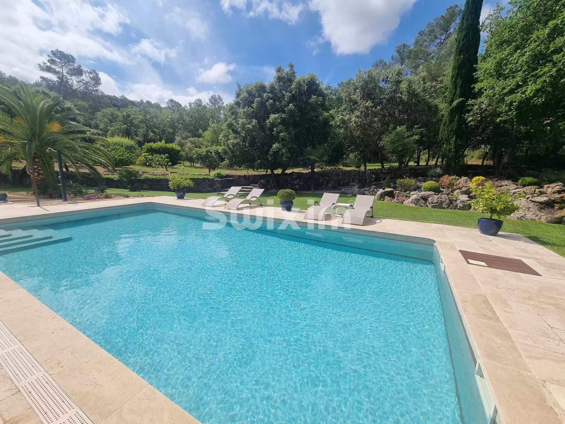 house 6 Rooms for sale on Les Arcs (83460)