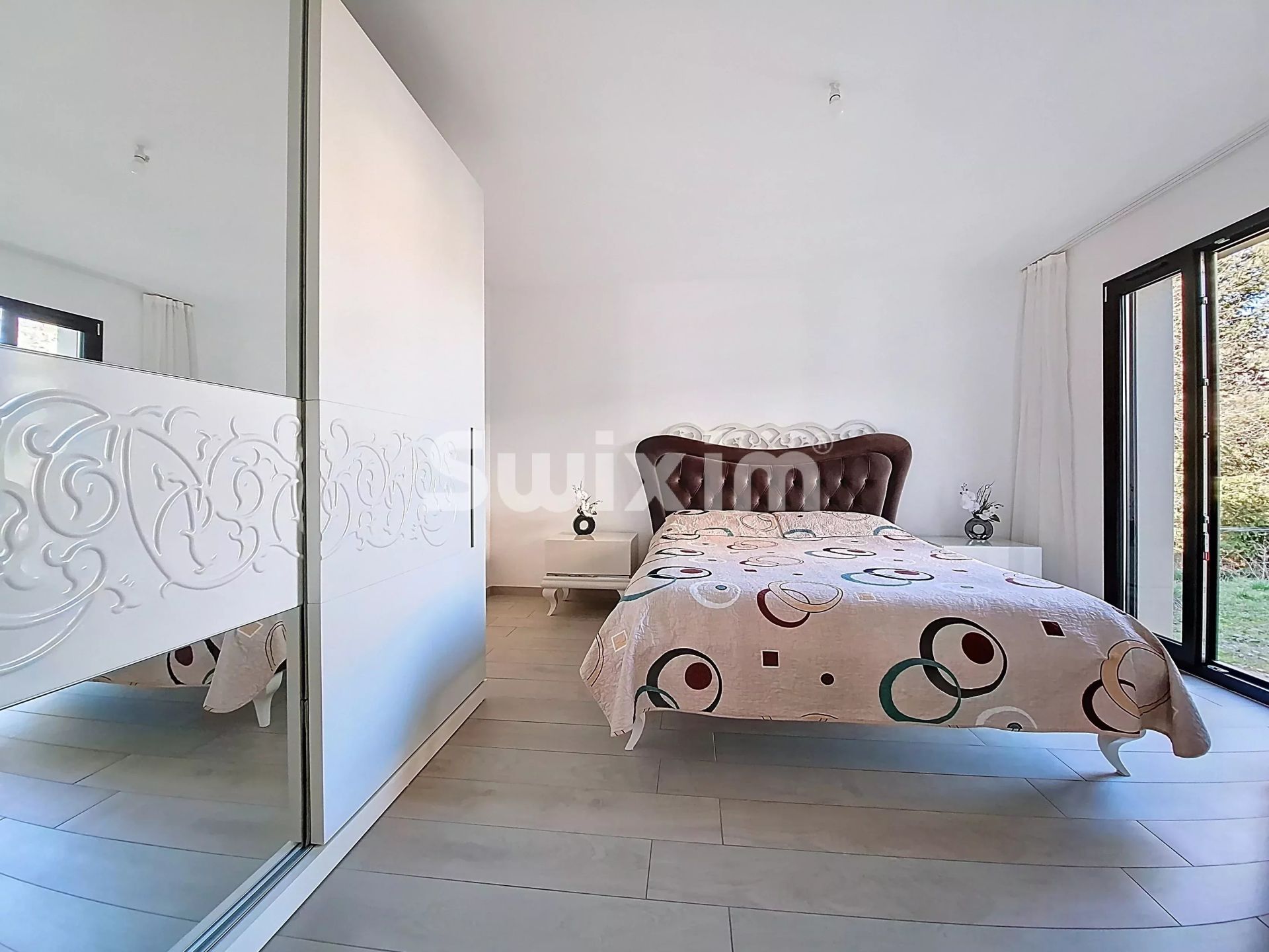 house 5 Rooms for sale on Brion (01460)