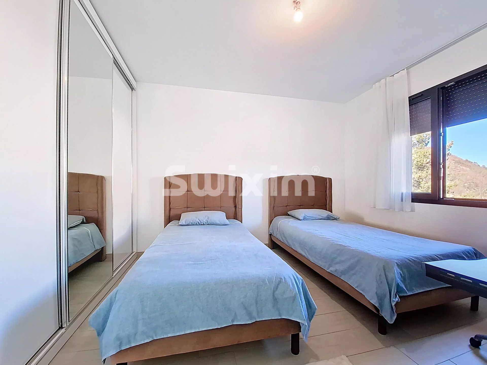 house 5 Rooms for sale on Brion (01460)