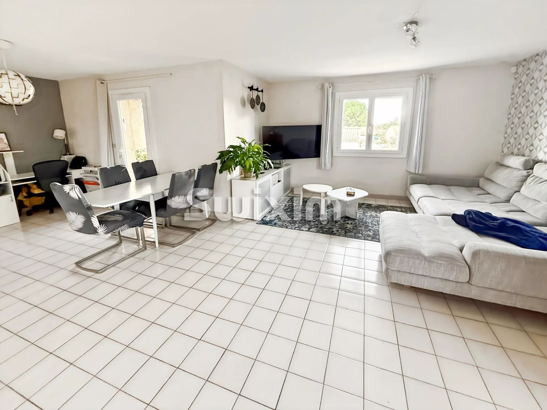 haus 6 Zimmer zum verkauf auf Pierrelatte (26700)