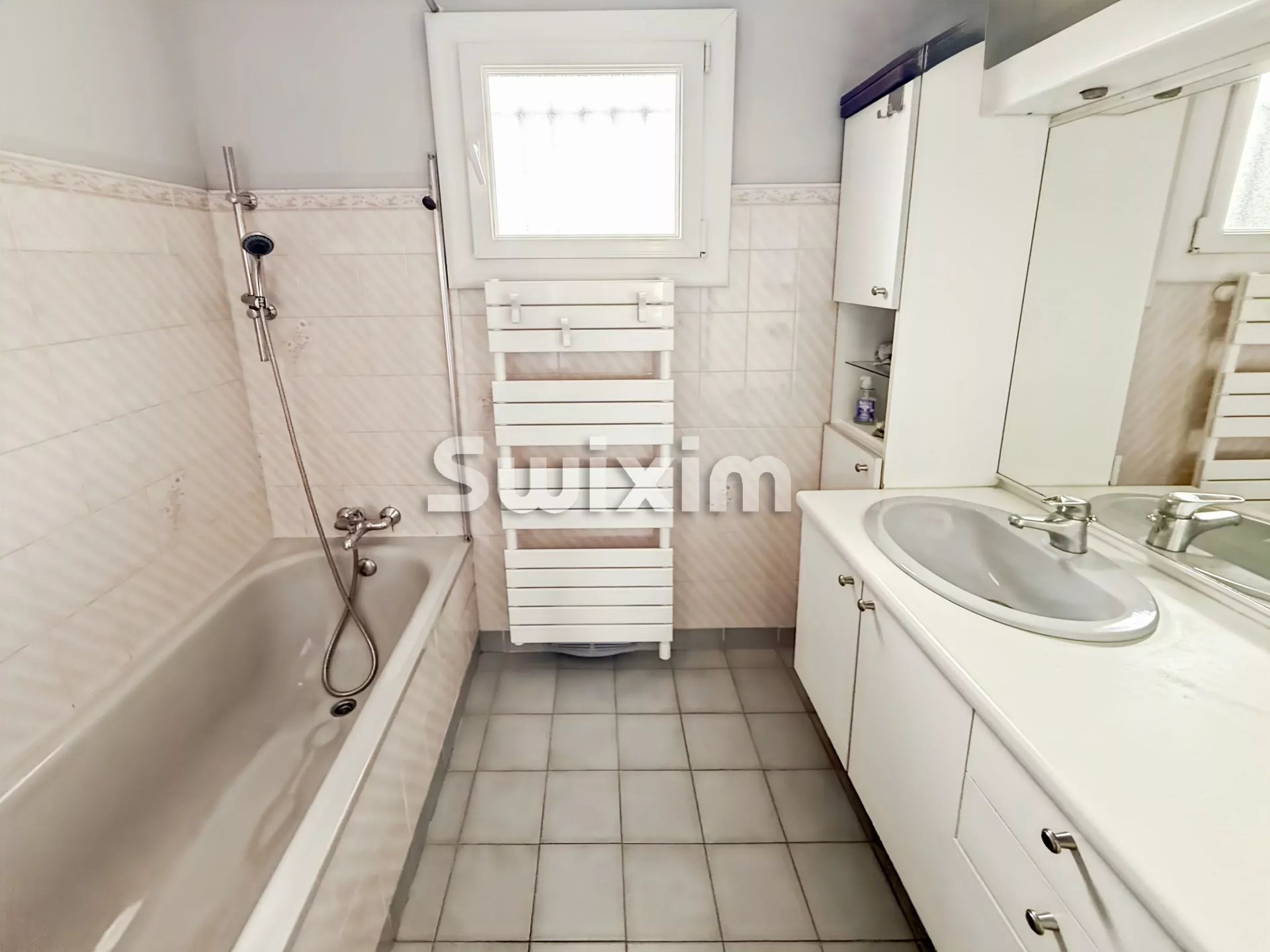 haus 6 Zimmer zum verkauf auf Pierrelatte (26700)