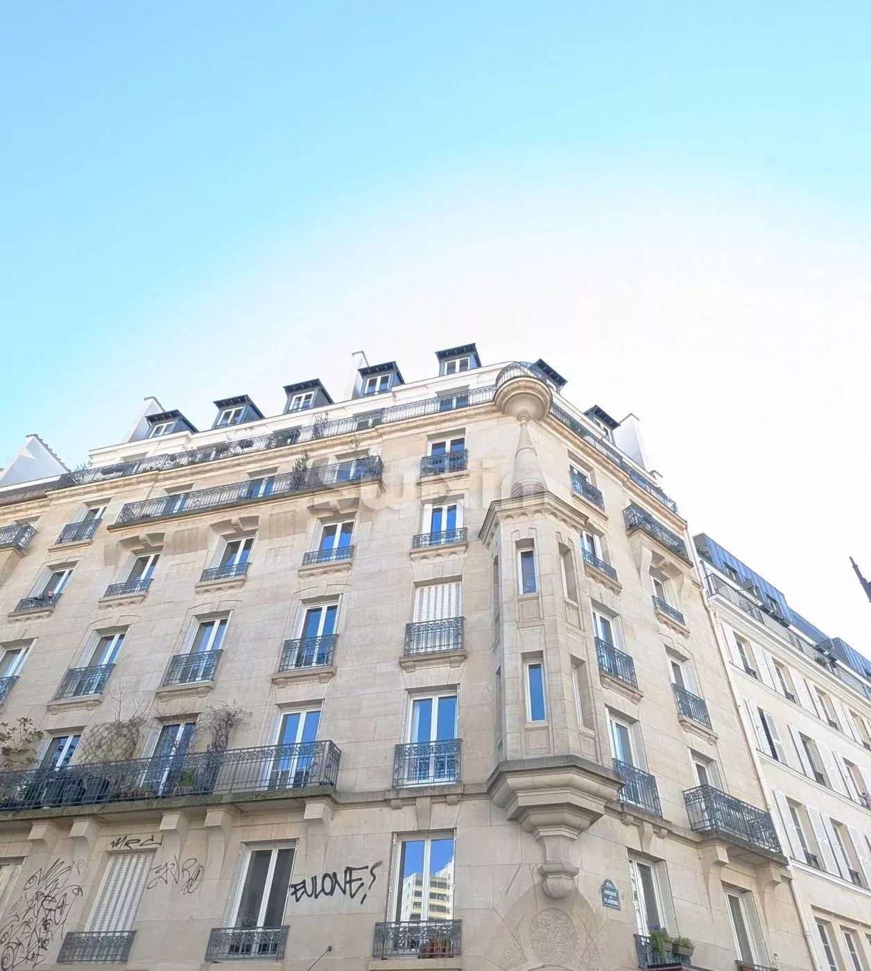 apartment 4 Rooms for sale on Paris 19ème (75019)