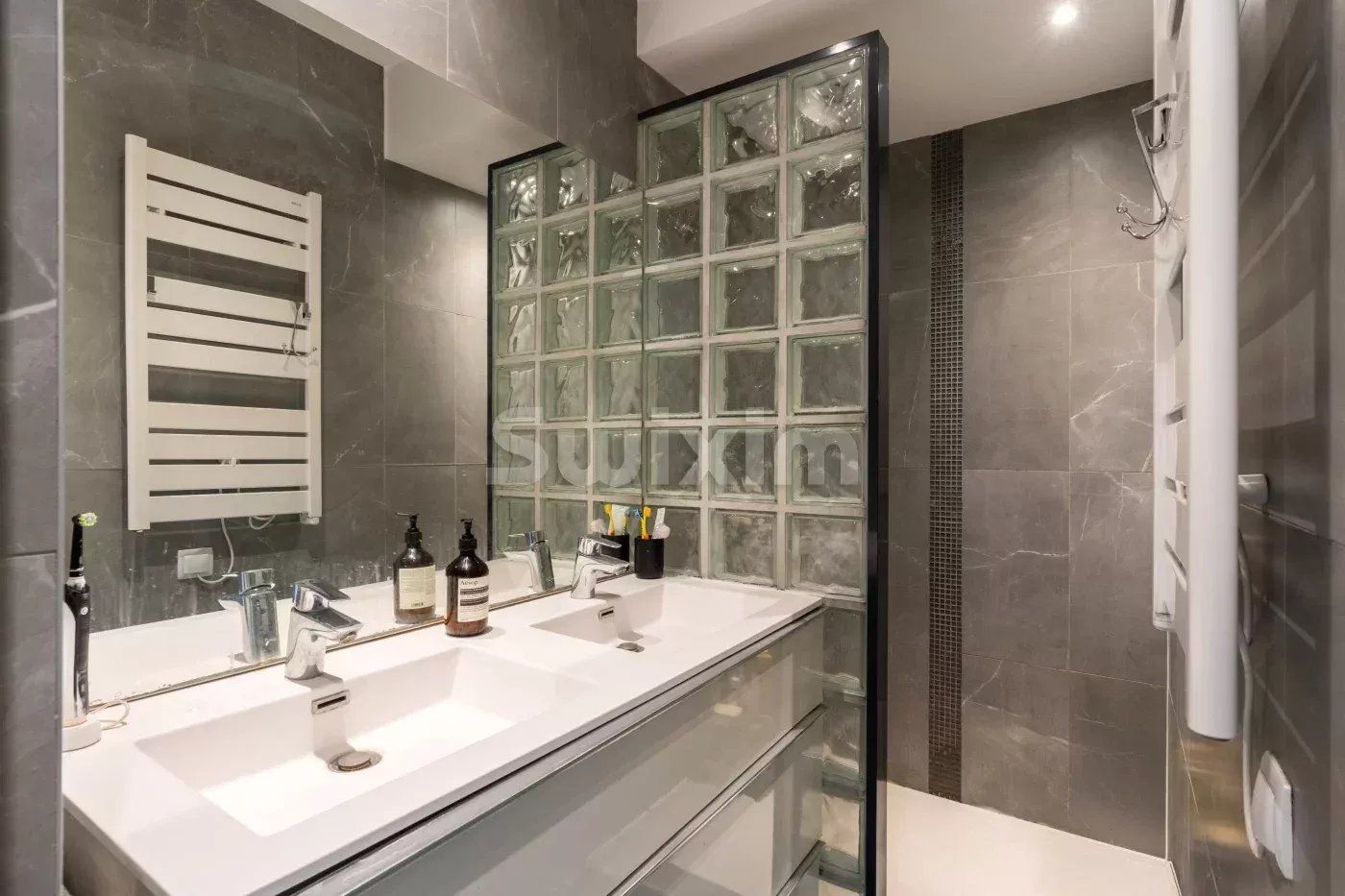 apartment 4 Rooms for sale on Paris 19ème (75019)