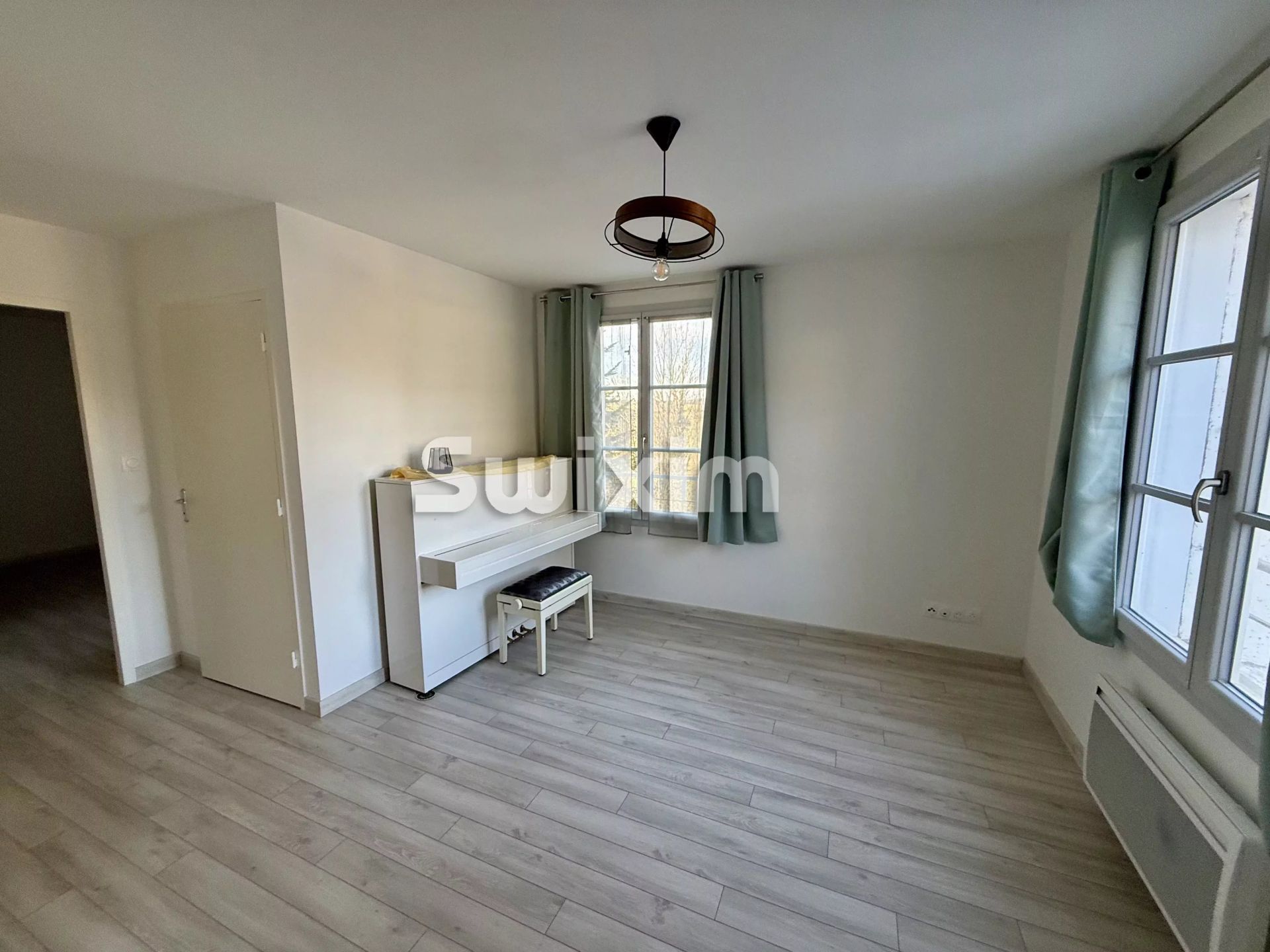 apartamento 2 Quartos para aluguer sobre Nozeroy (39250)