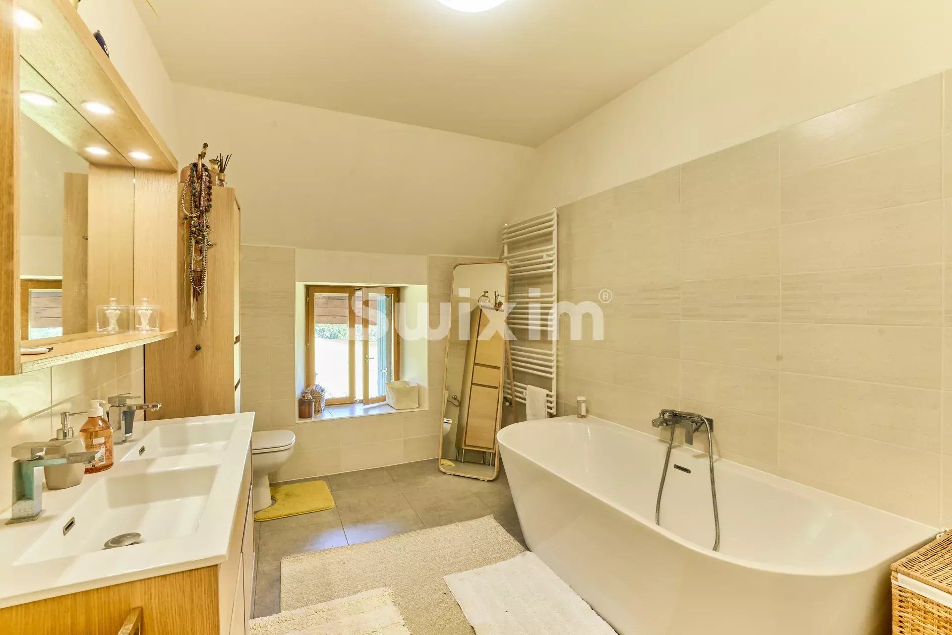 casa 10 Salas en venta en Reignier-Ésery (74930)