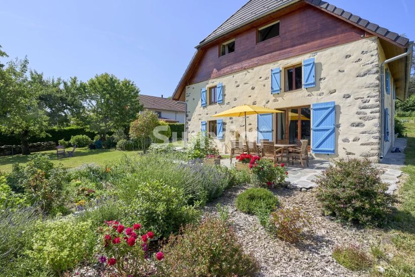 Sale House Pers-Jussy 10&nbsp;Rooms 320&nbsp;m²