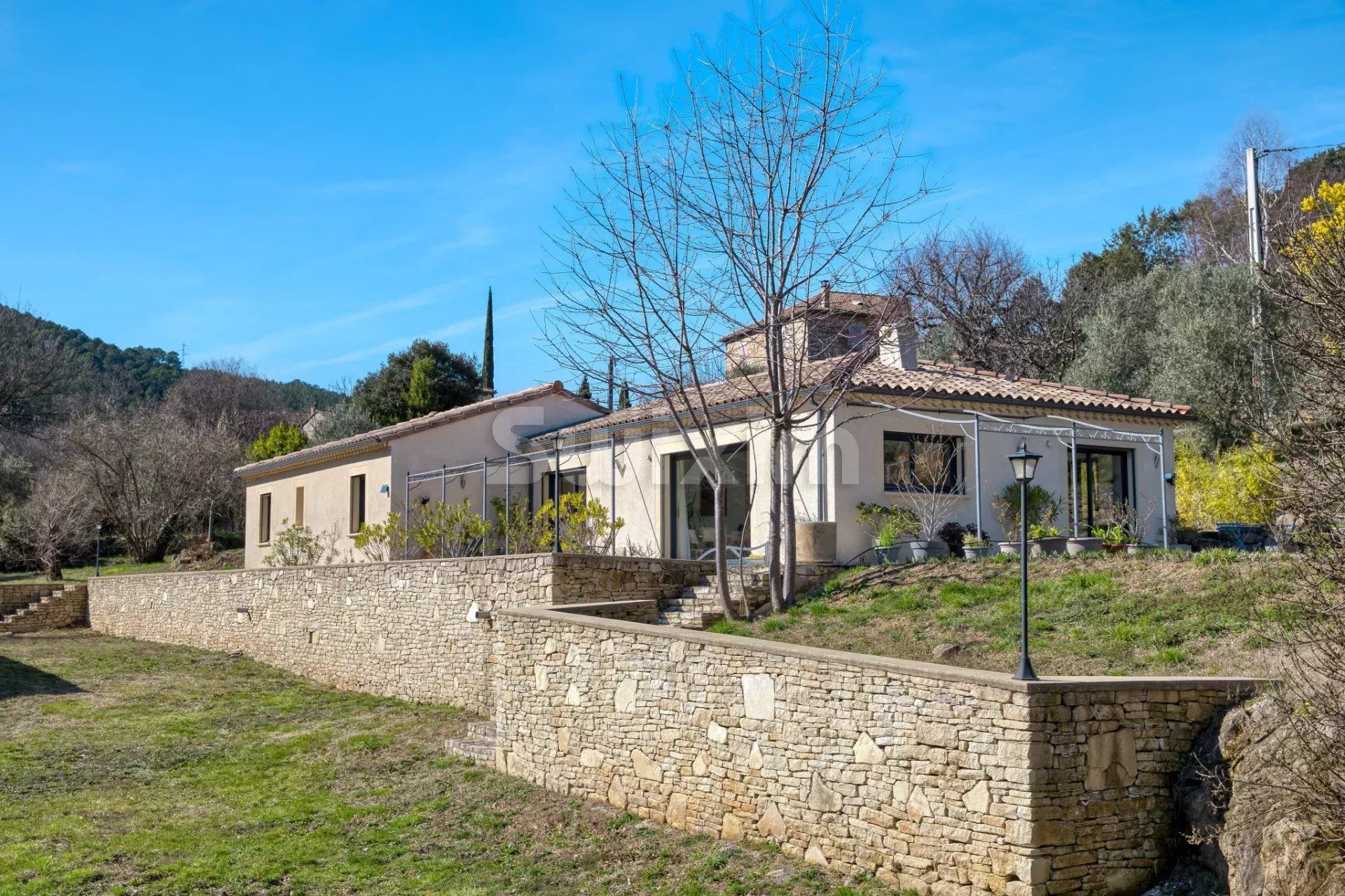 villa 5 Quartos para venda sobre Chambonas (07140)