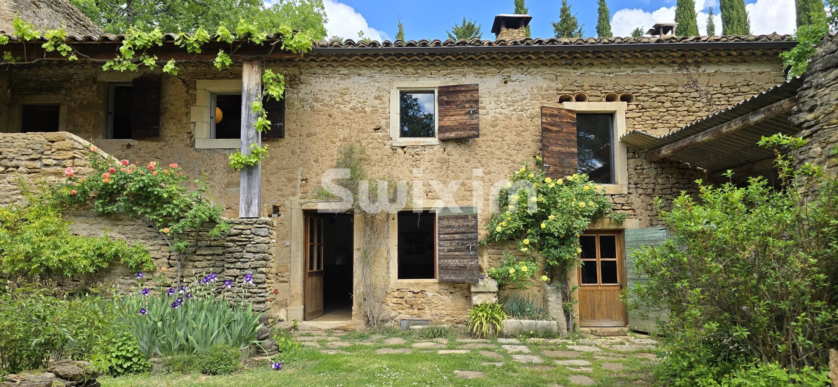 mas 4 Camere in vendita su Grignan (26230)