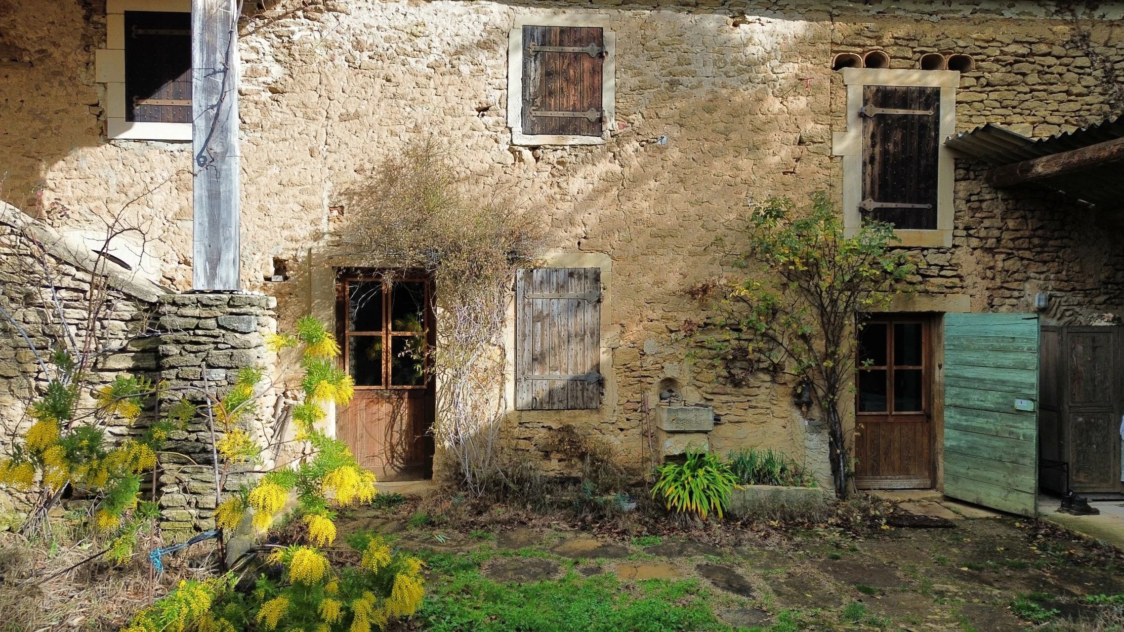 mas 4 Quartos para venda sobre Grignan (26230)