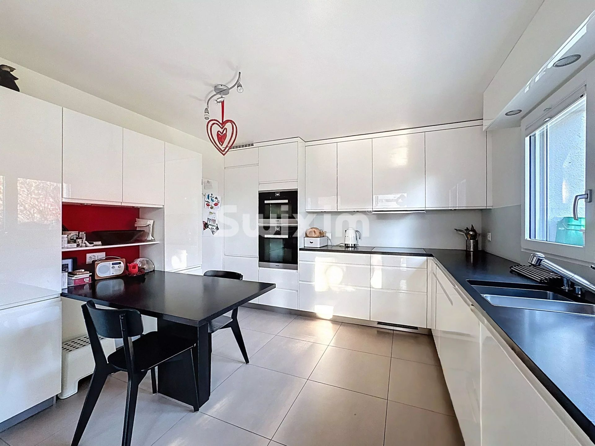 villa 11 Salas en venta en Coppet (1296)