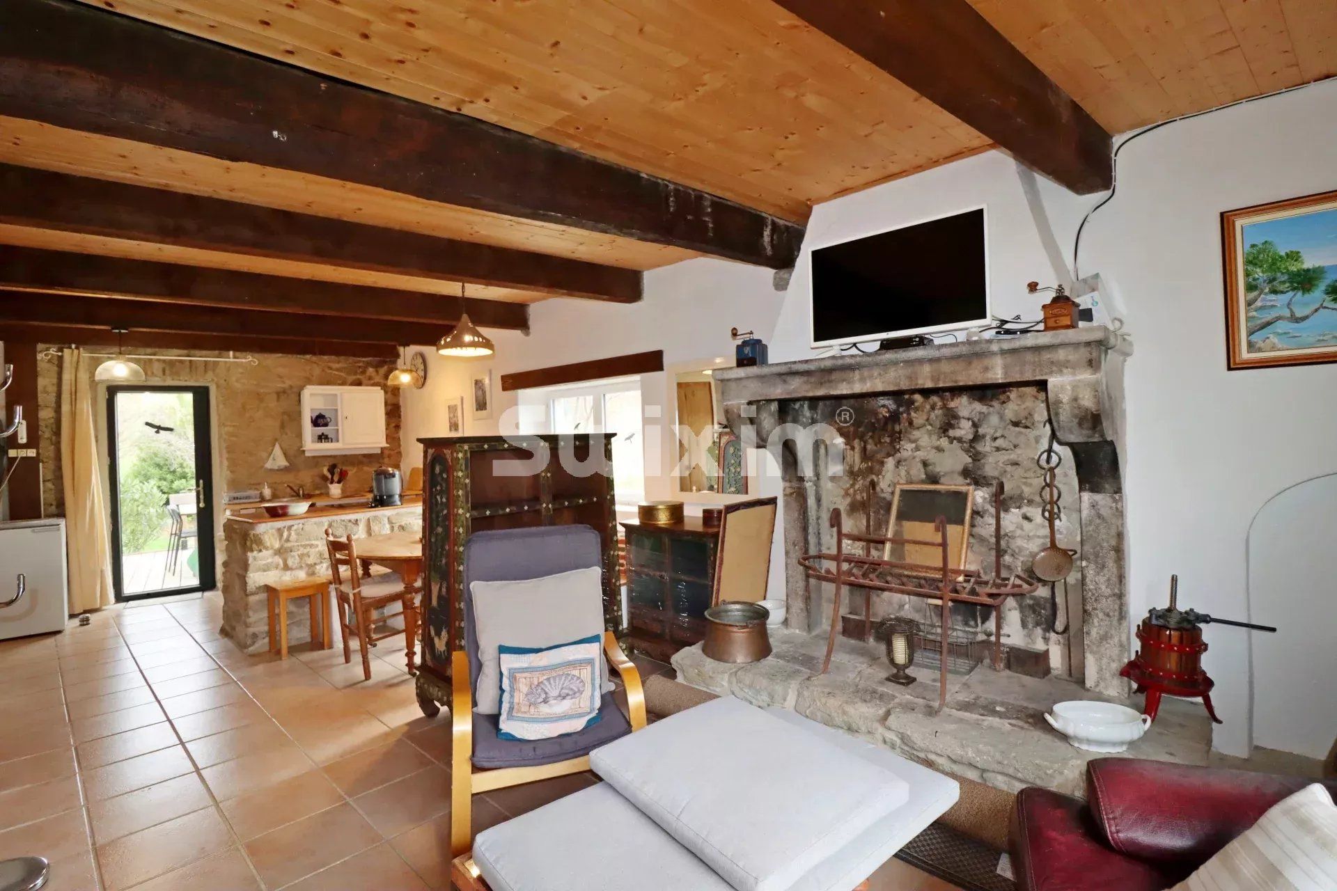 propiedad 10 Salas en venta en Roynac (26450)