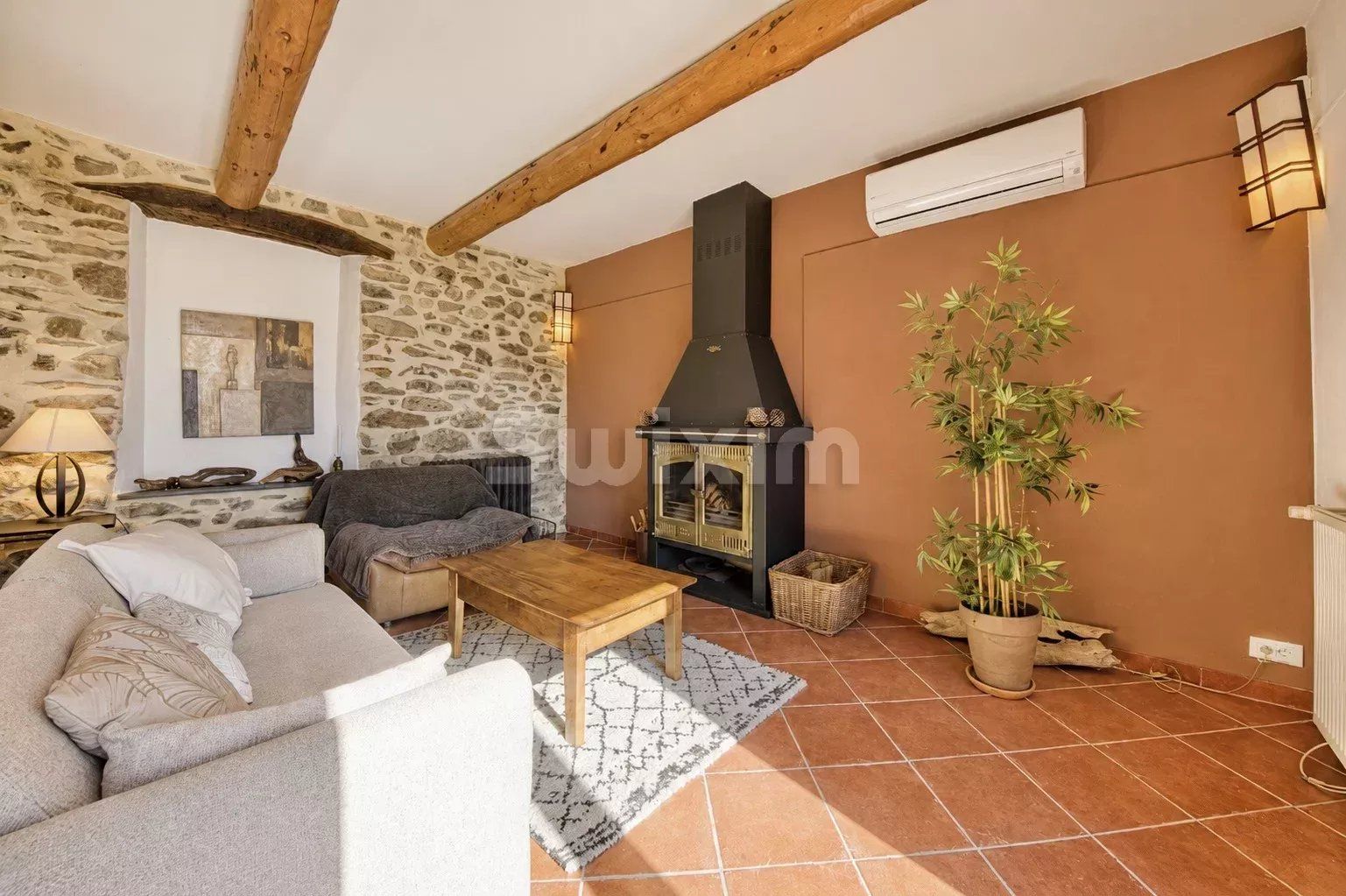 mas 7 Salas en venta en Portes (30530)