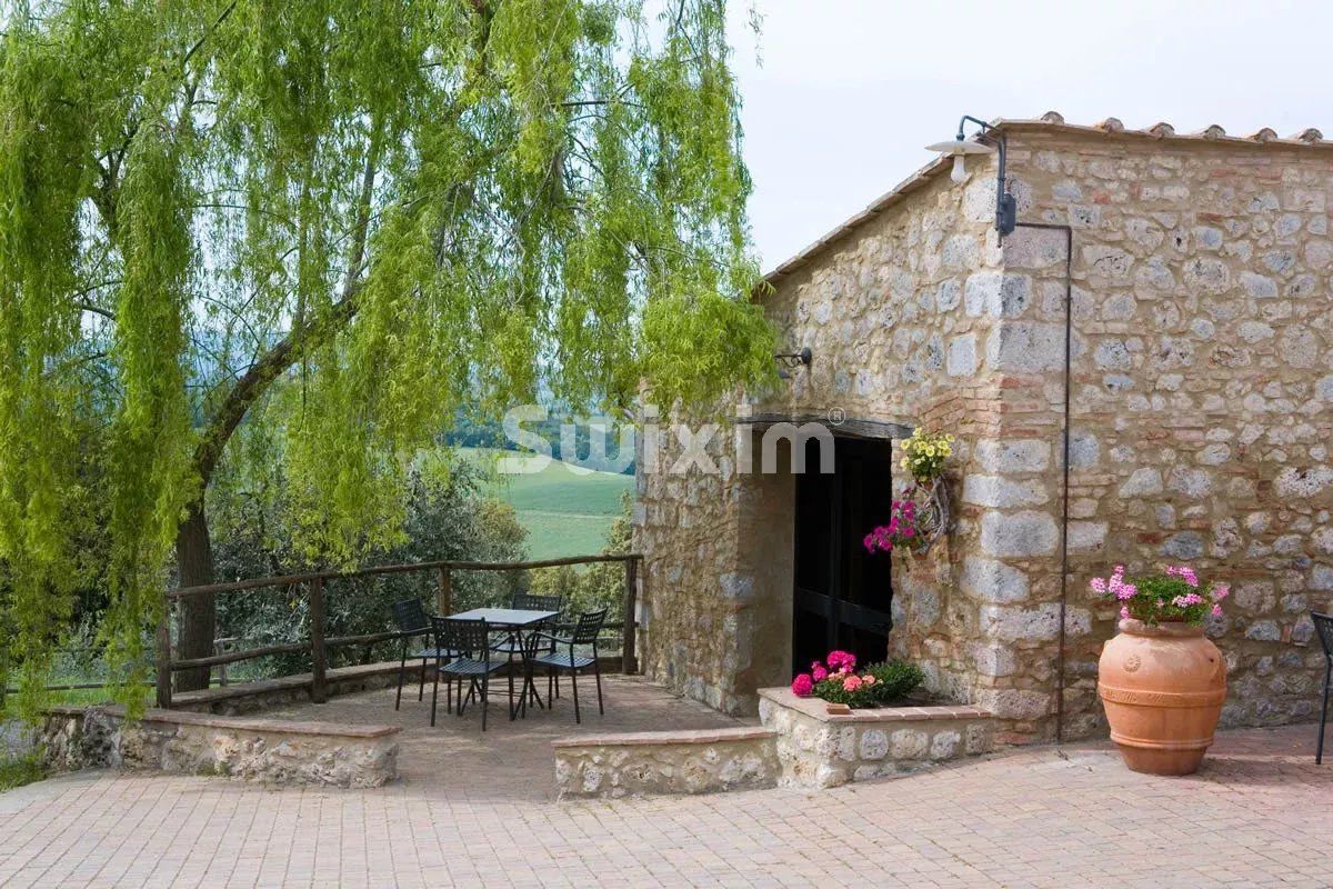 propriété 30 Pièces en vente sur Monteriggioni (53035)
