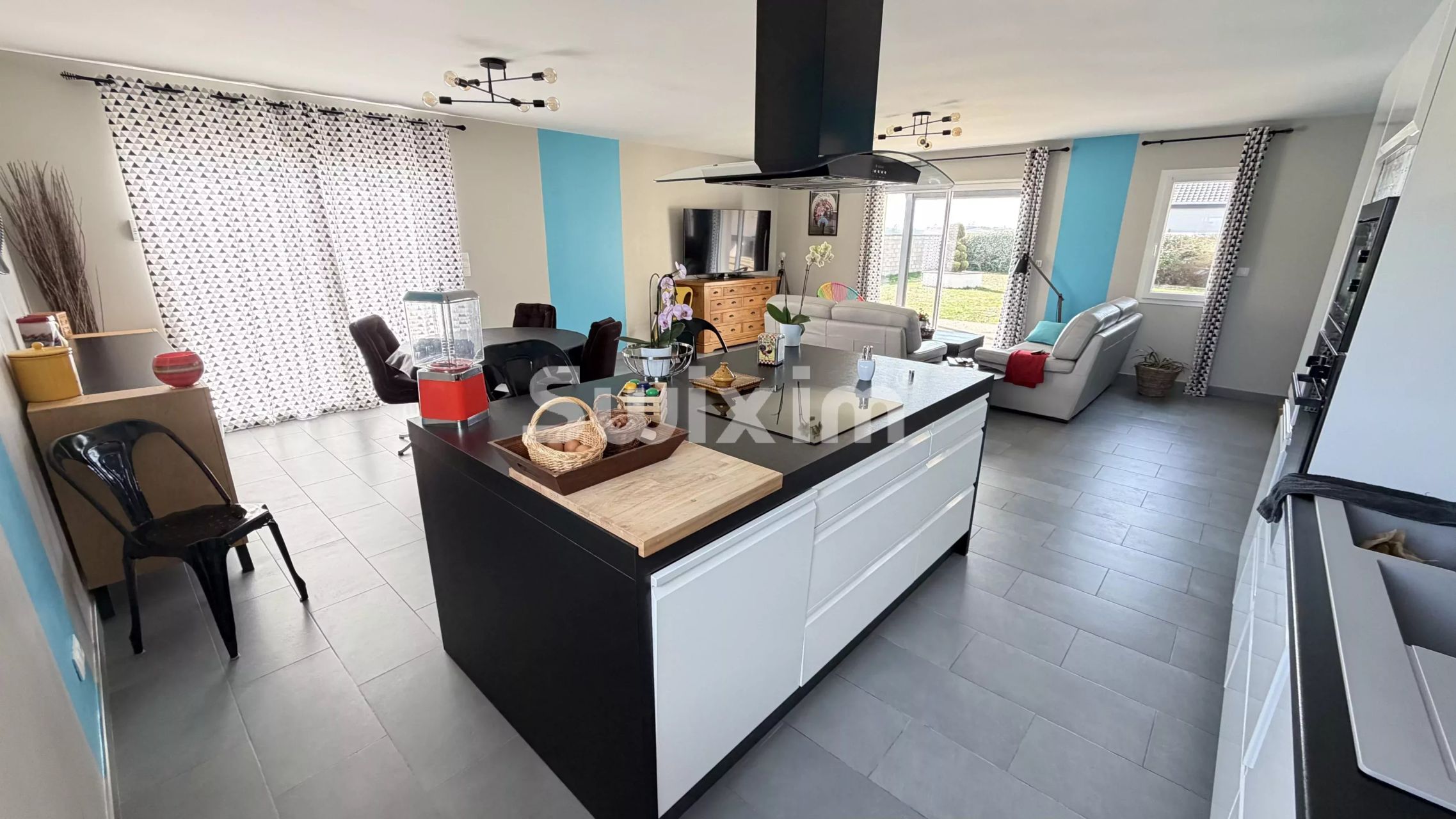 house 6 Rooms for sale on Auxonne (21130)